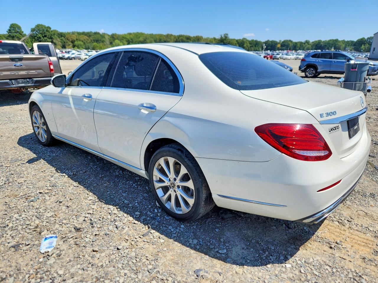 2019 Mercedes-benz E 300 4matic Белый vin: WDDZF4KB4KA619229