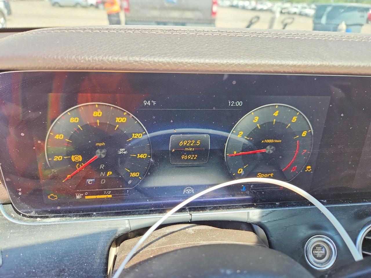 2019 Mercedes-benz E 300 4matic Белый vin: WDDZF4KB4KA619229
