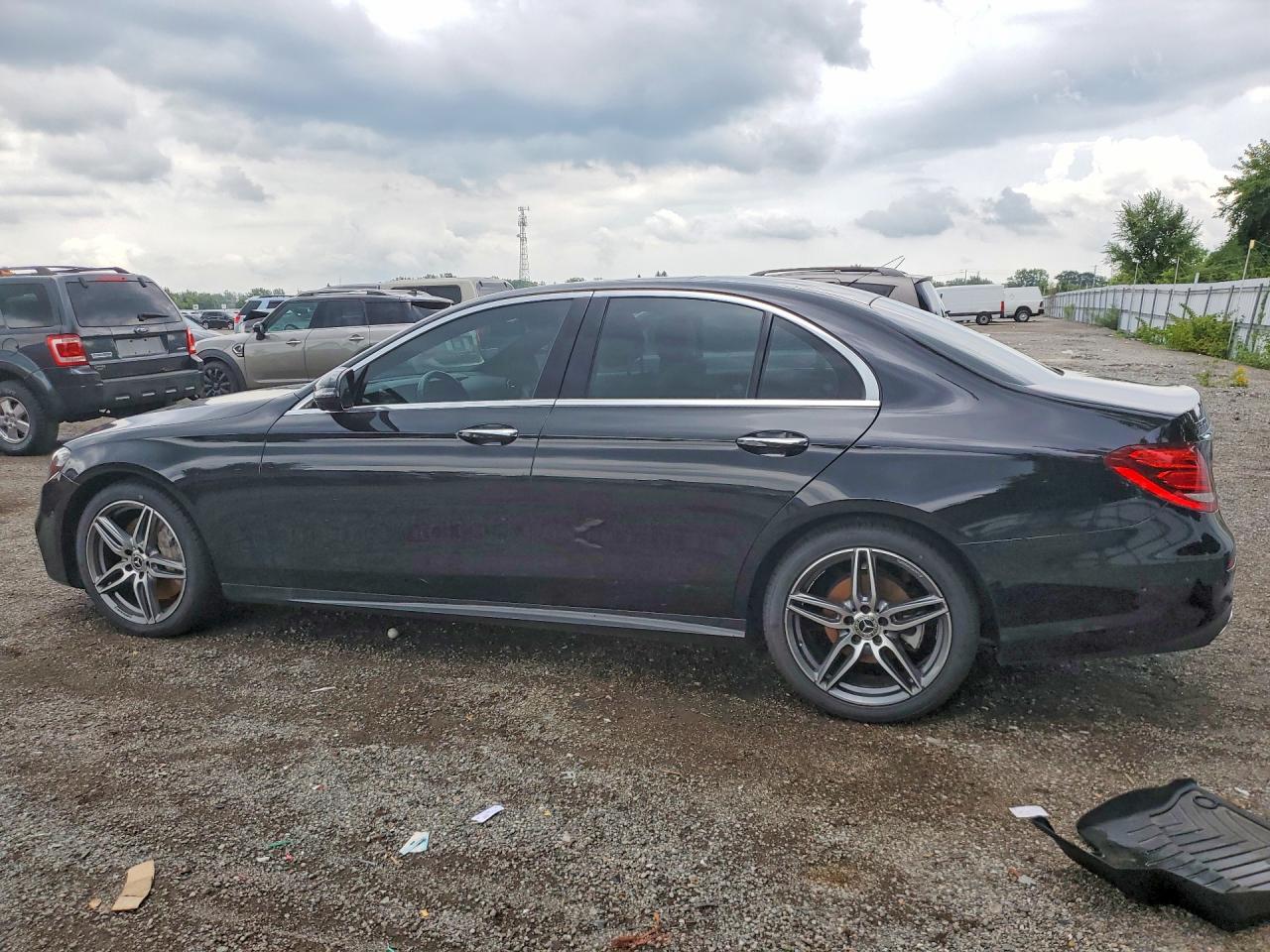 2019 Mercedes-benz E 300 4matic Black vin: WDDZF4KB5KA587794