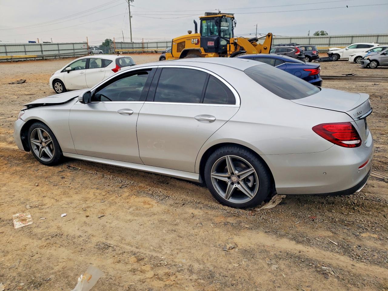 2017 Mercedes-benz E 300 4matic Silver vin: WDDZF4KB6HA035956