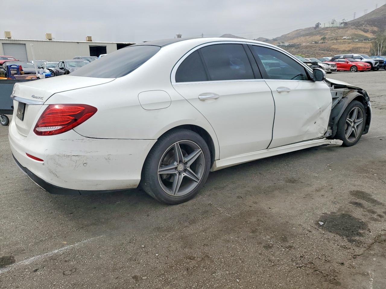 2017 Mercedes-benz E 300 4matic White vin: WDDZF4KB7HA018325