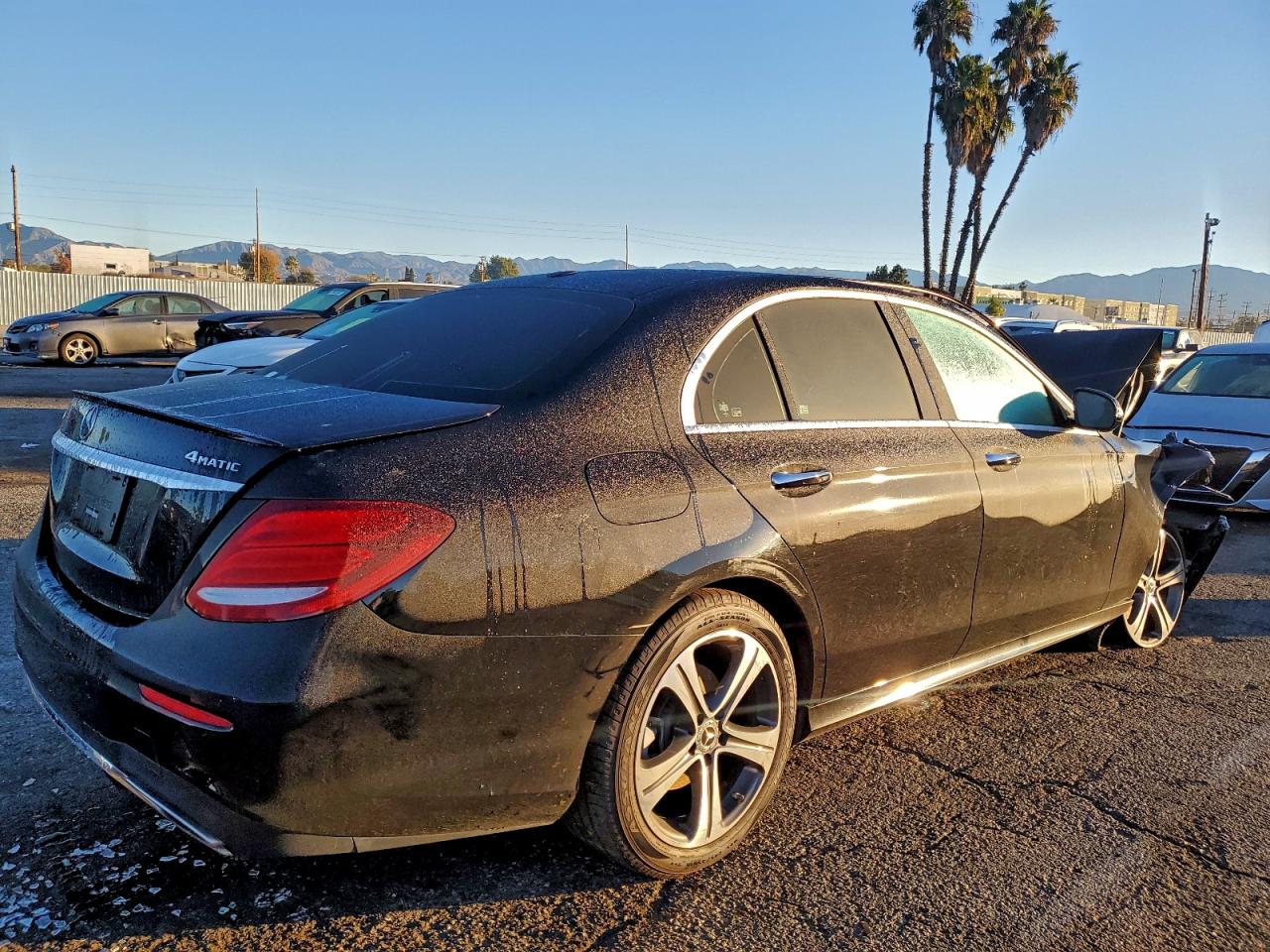 2019 Mercedes-benz E 300 4matic Black vin: WDDZF4KB7KA561715