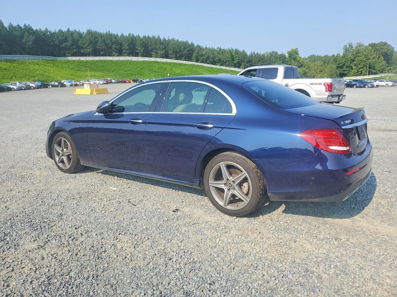 2017 Mercedes-benz E 300 4matic Blue vin: WDDZF4KB8HA235222