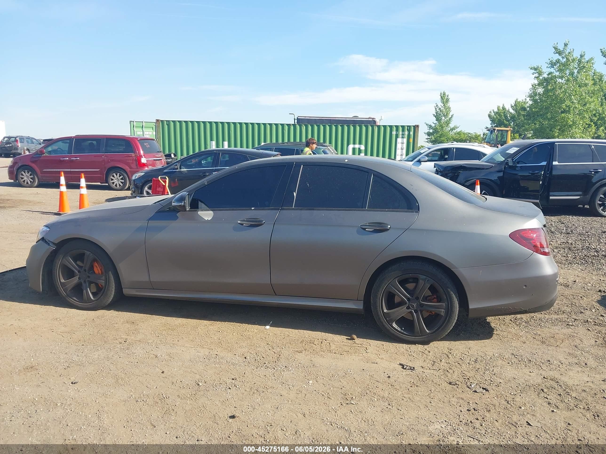 2017 Mercedes-benz E 300 4matic Gray vin: WDDZF4KB9HA076503