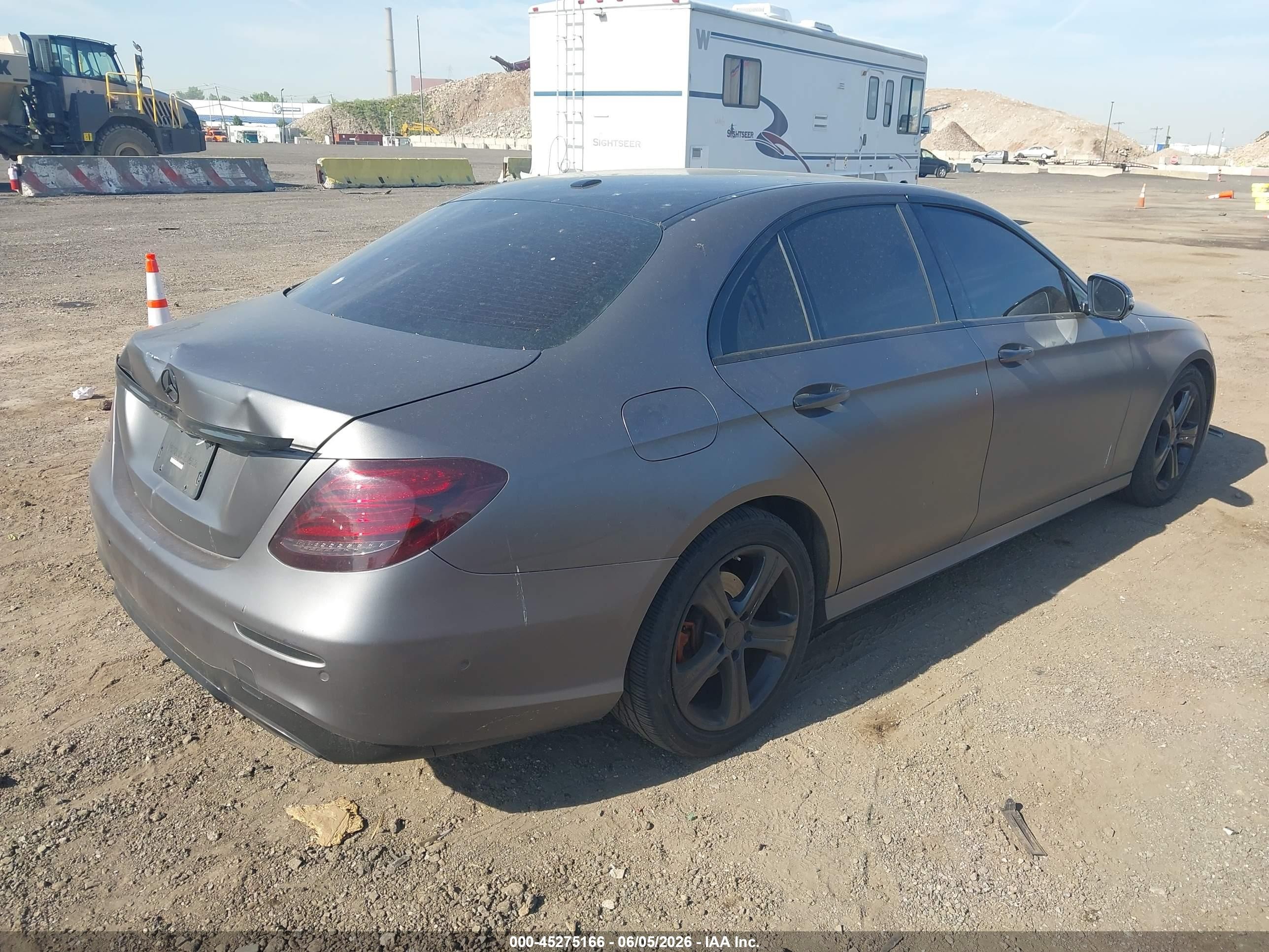 2017 Mercedes-benz E 300 4matic Gray vin: WDDZF4KB9HA076503