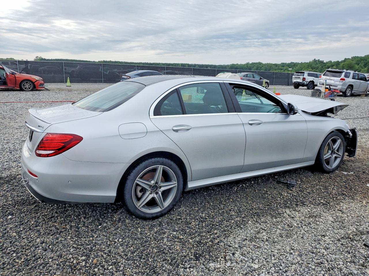 2017 Mercedes-benz E 300 4matic Silver vin: WDDZF4KBXHA050024