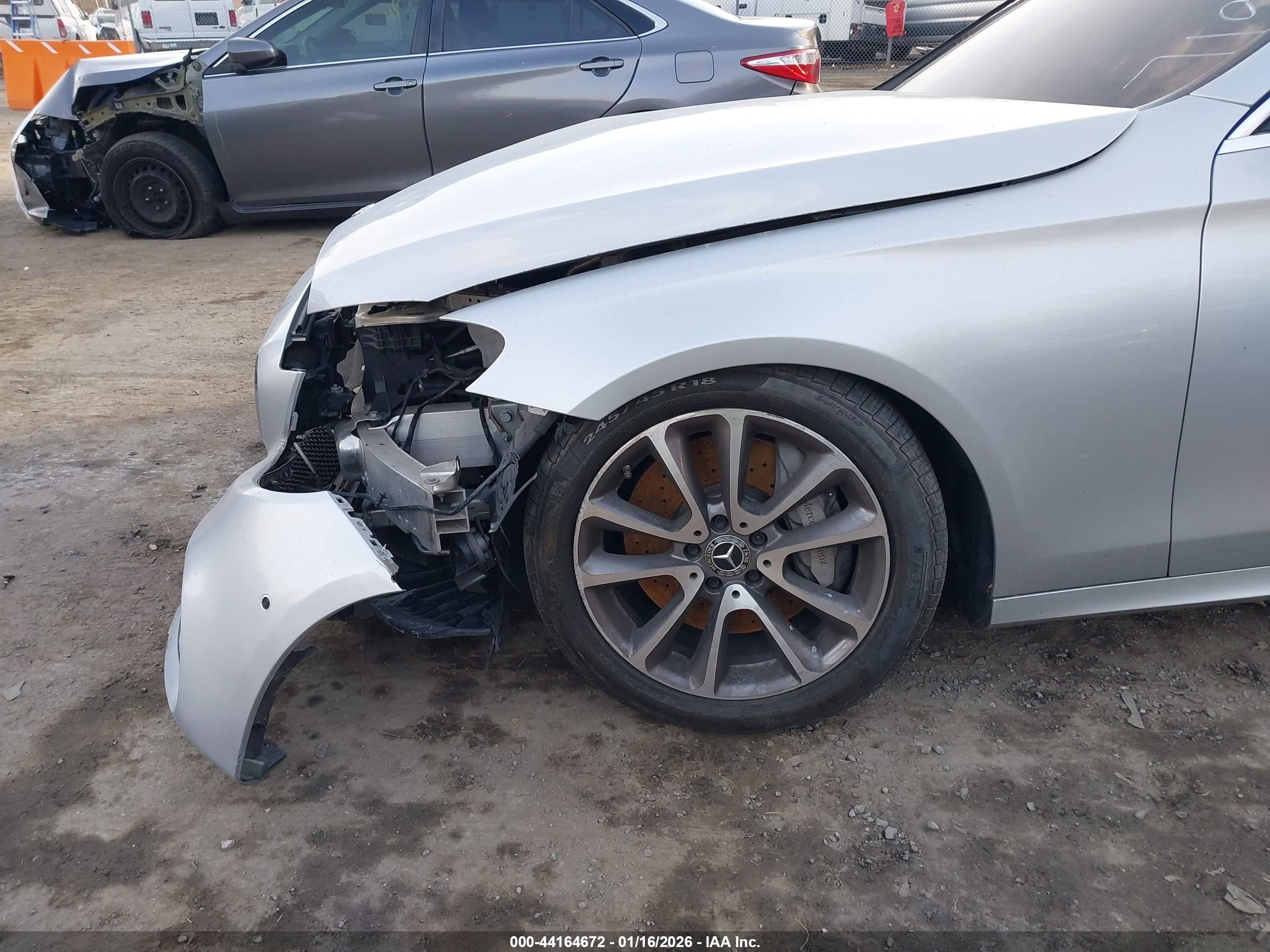 2020 Mercedes-benz E 450 4matic Серебряный vin: WDDZF6JB6LA719136