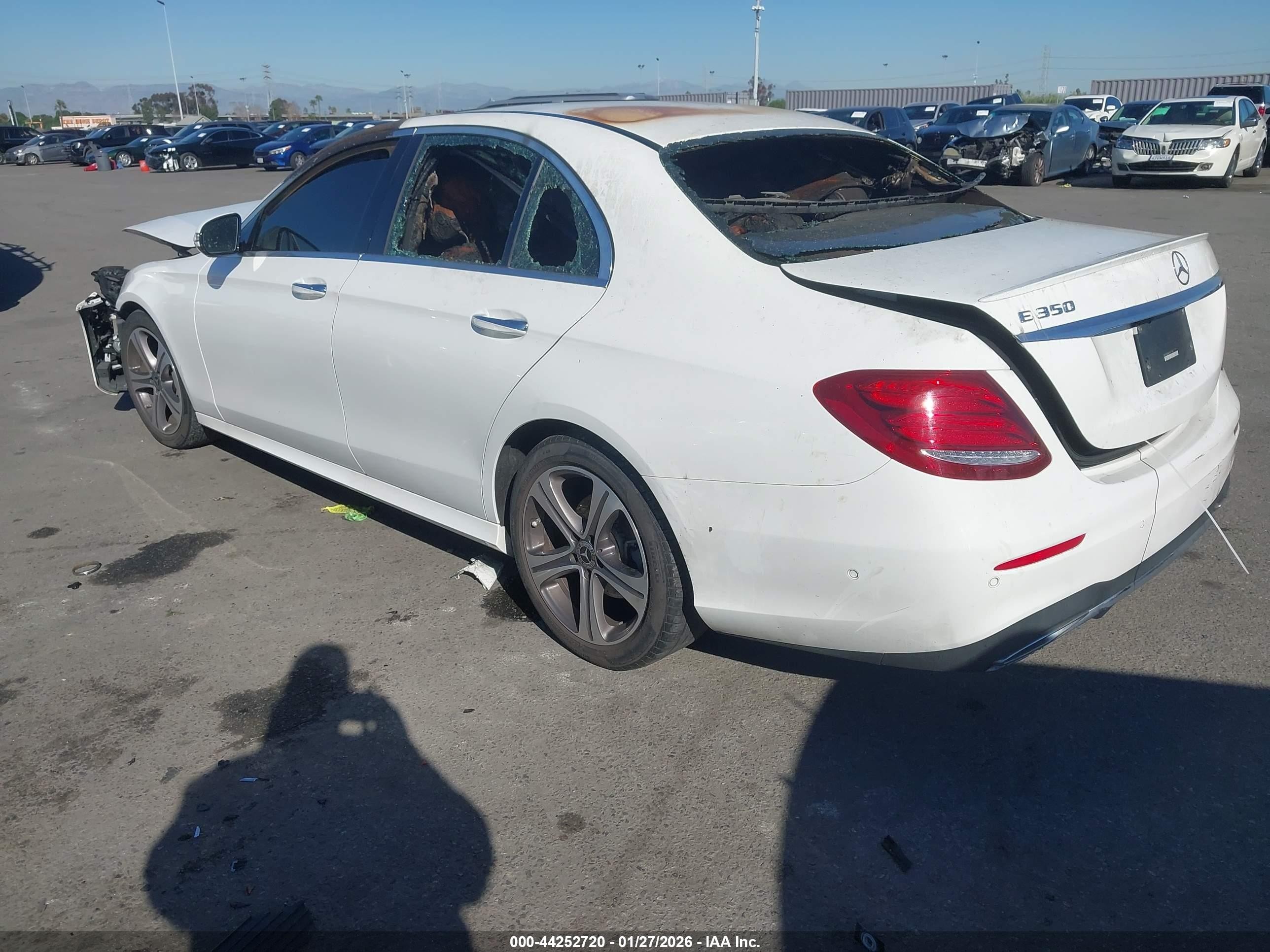 2020 Mercedes-benz E 350   White vin: WDDZF8DB5LA717899
