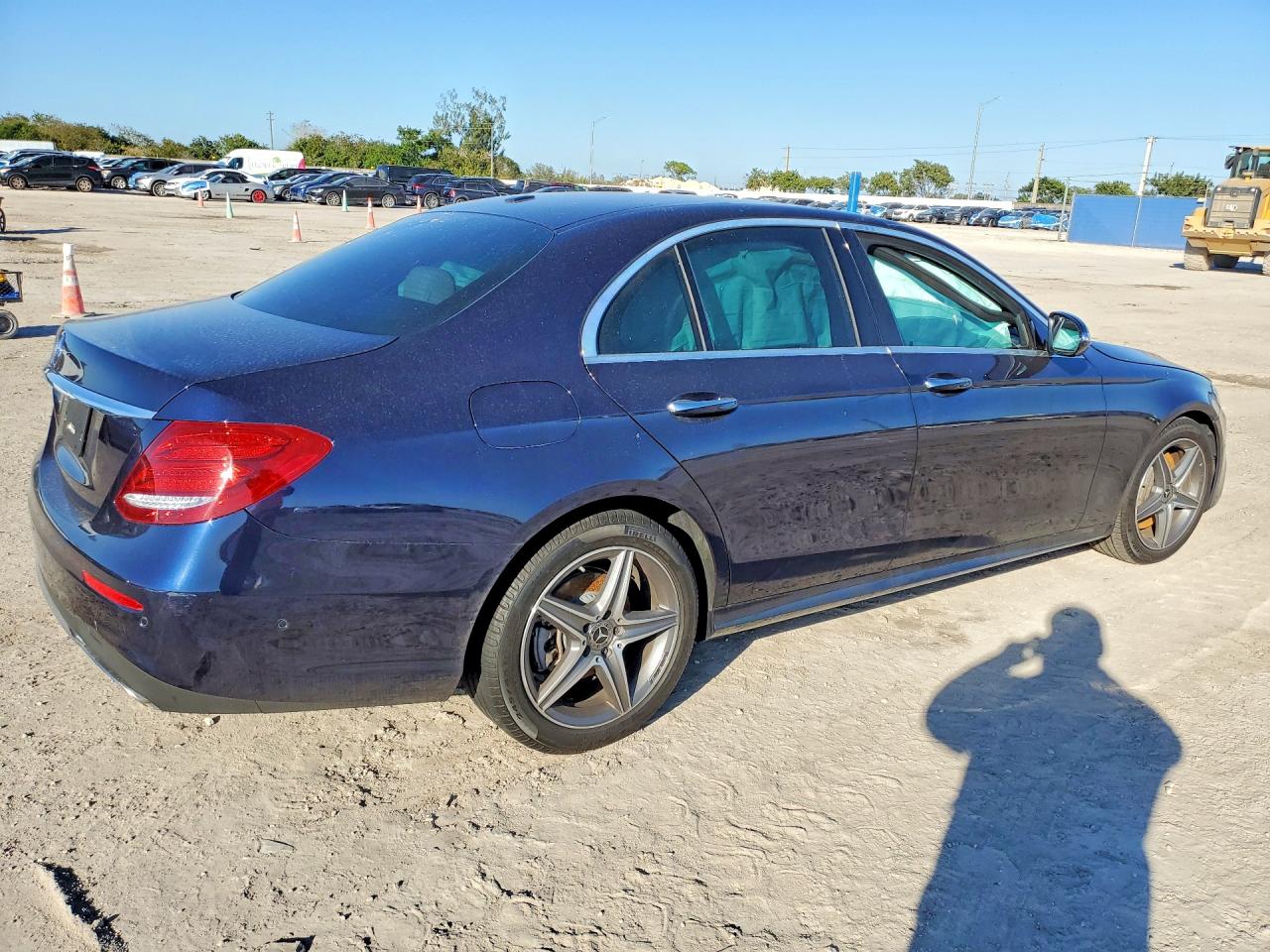 2020 Mercedes-benz E 350 Blue vin: WDDZF8DBXLA710592