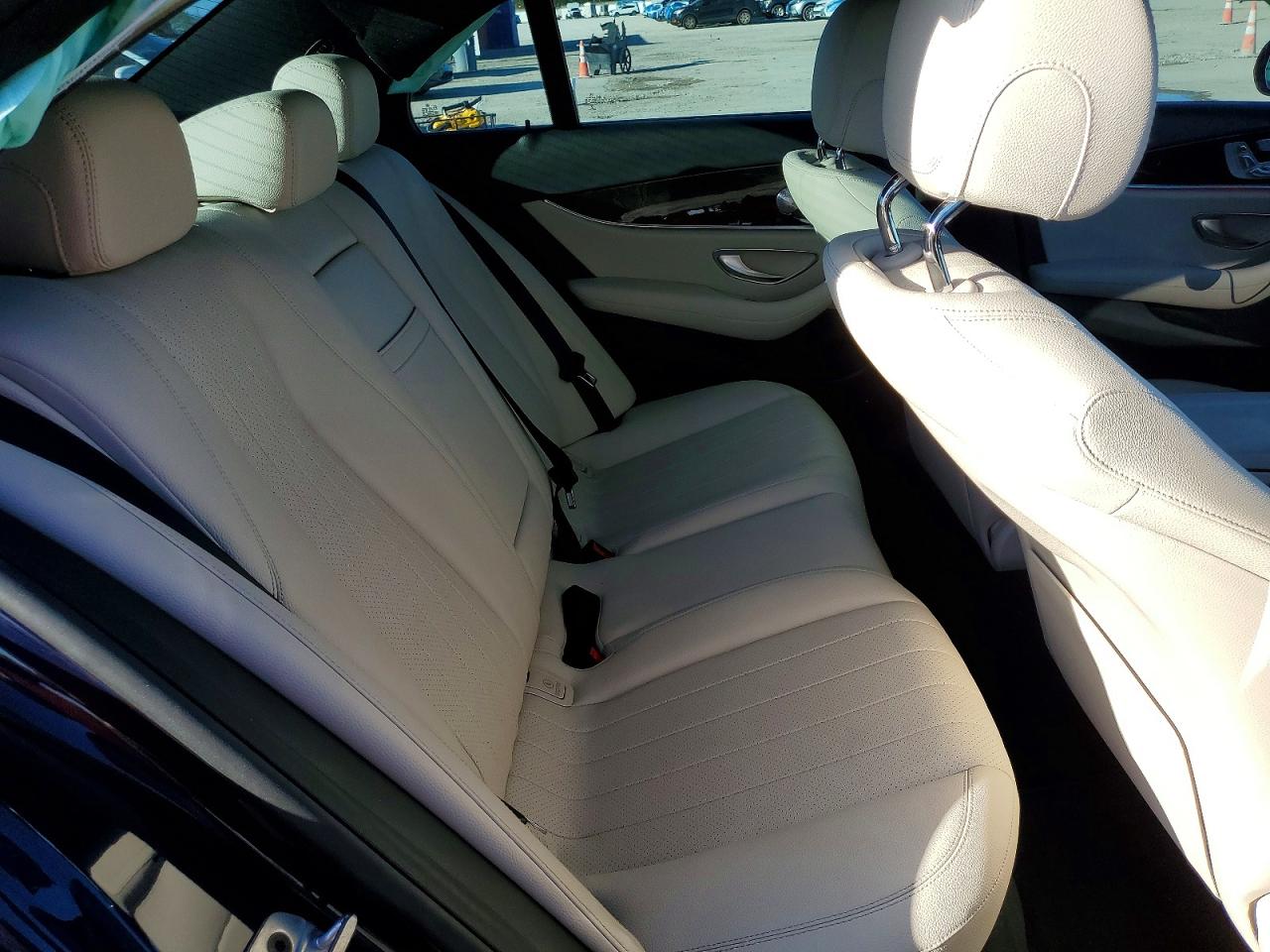2020 Mercedes-benz E 350 Blue vin: WDDZF8DBXLA710592