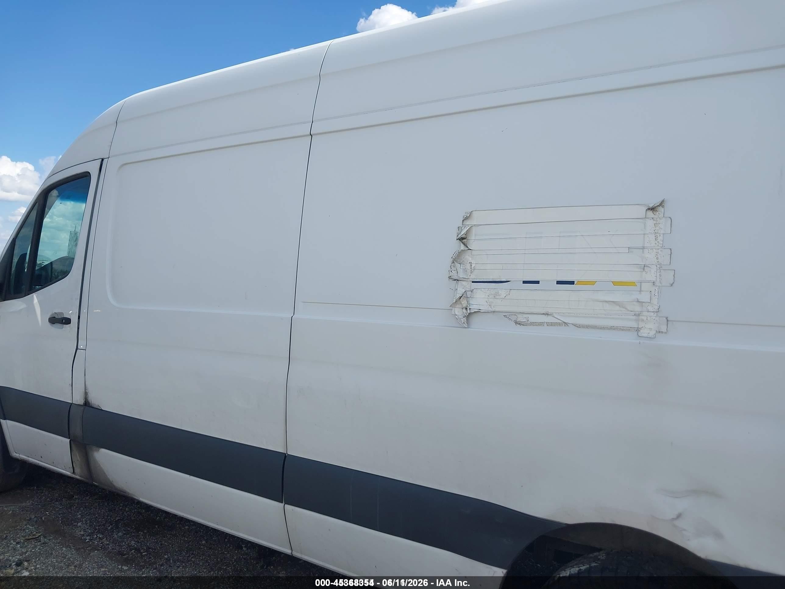 2019 Freightliner Sprinter 2500 High Roof V6 White vin: WDRPF1CD5KT007299