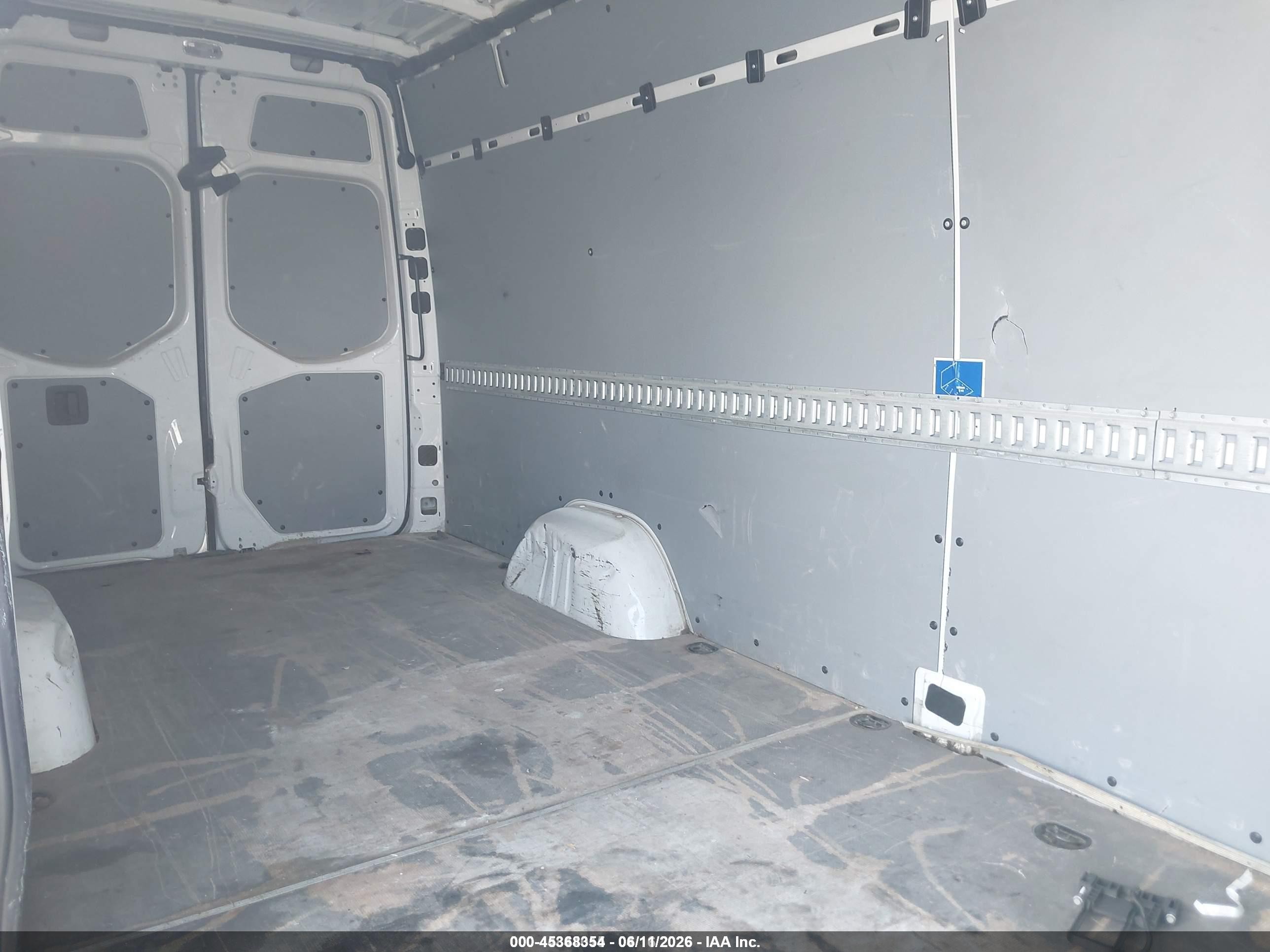 2019 Freightliner Sprinter 2500 High Roof V6 White vin: WDRPF1CD5KT007299