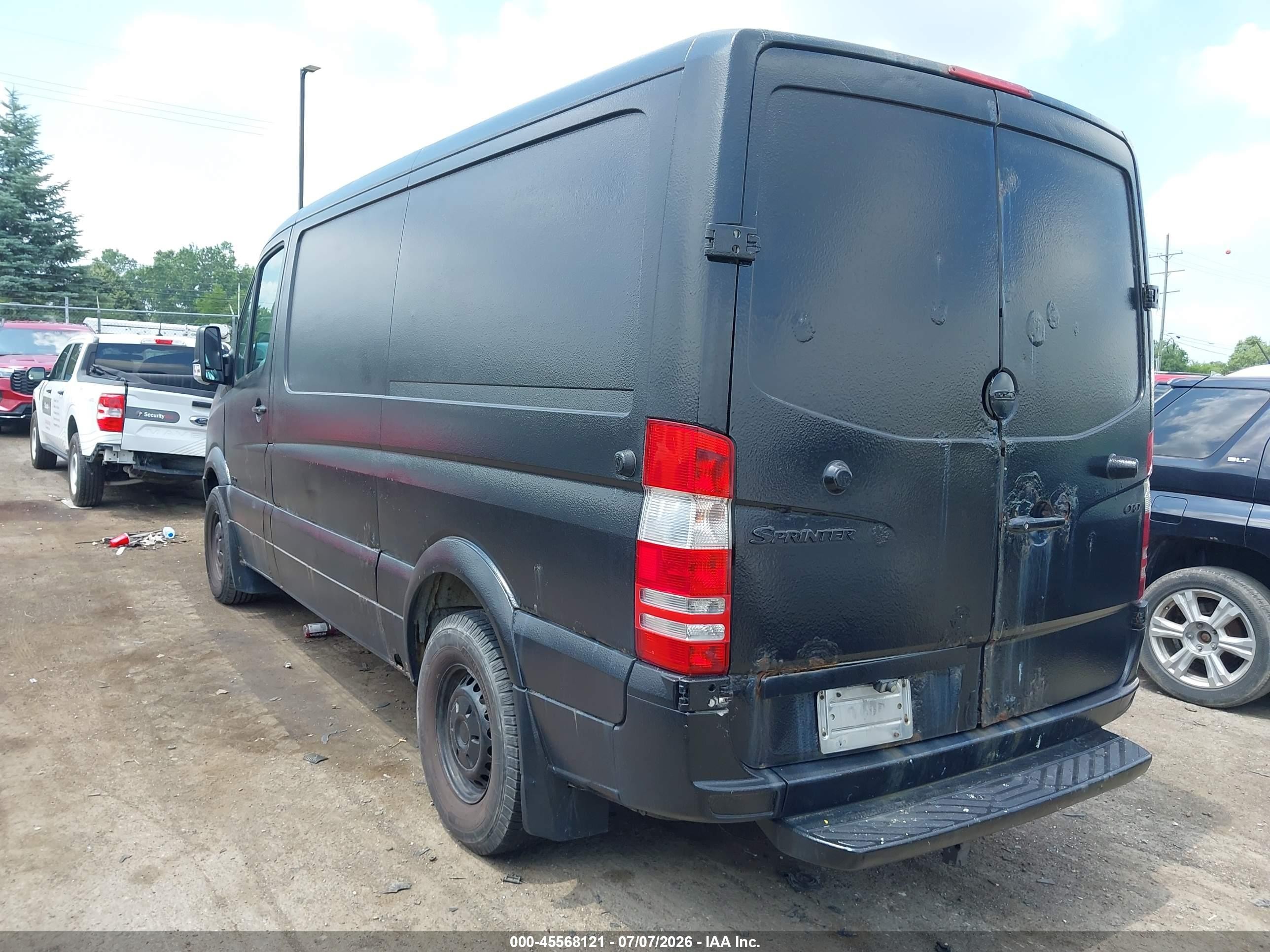 2007 Freightliner Sprinter 2500   Black vin: WDYPE745475205742