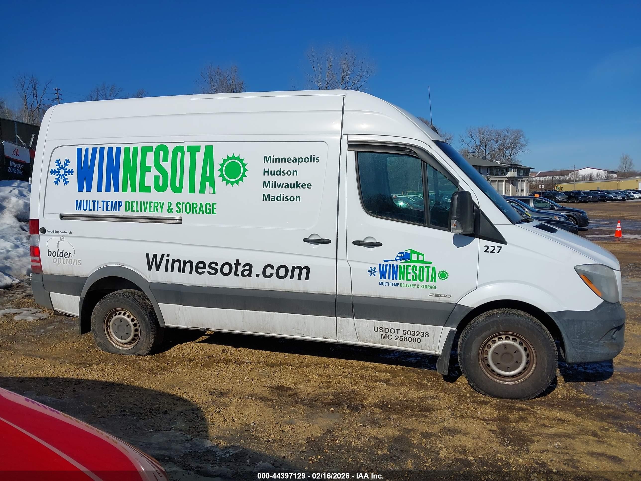 2014 Freightliner Sprinter 2500 Normal Roof White vin: WDYPE7DC2E5869937
