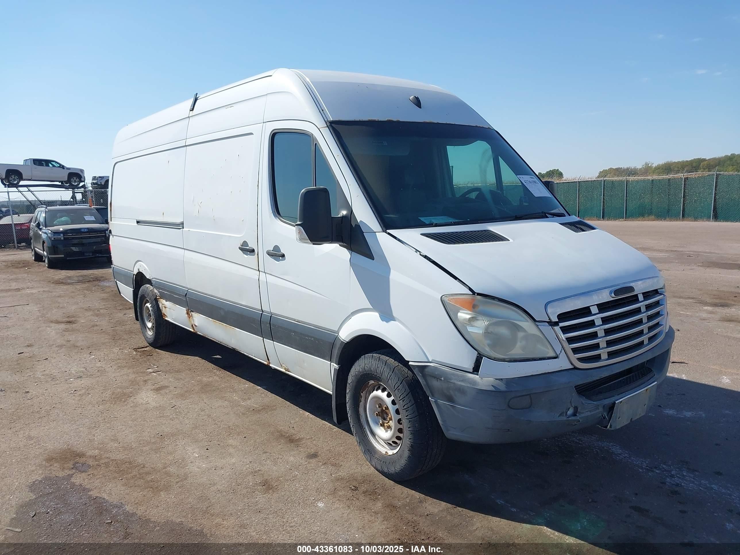 2007 Freightliner Sprinter 2500   White vin: WDYPE845175163519