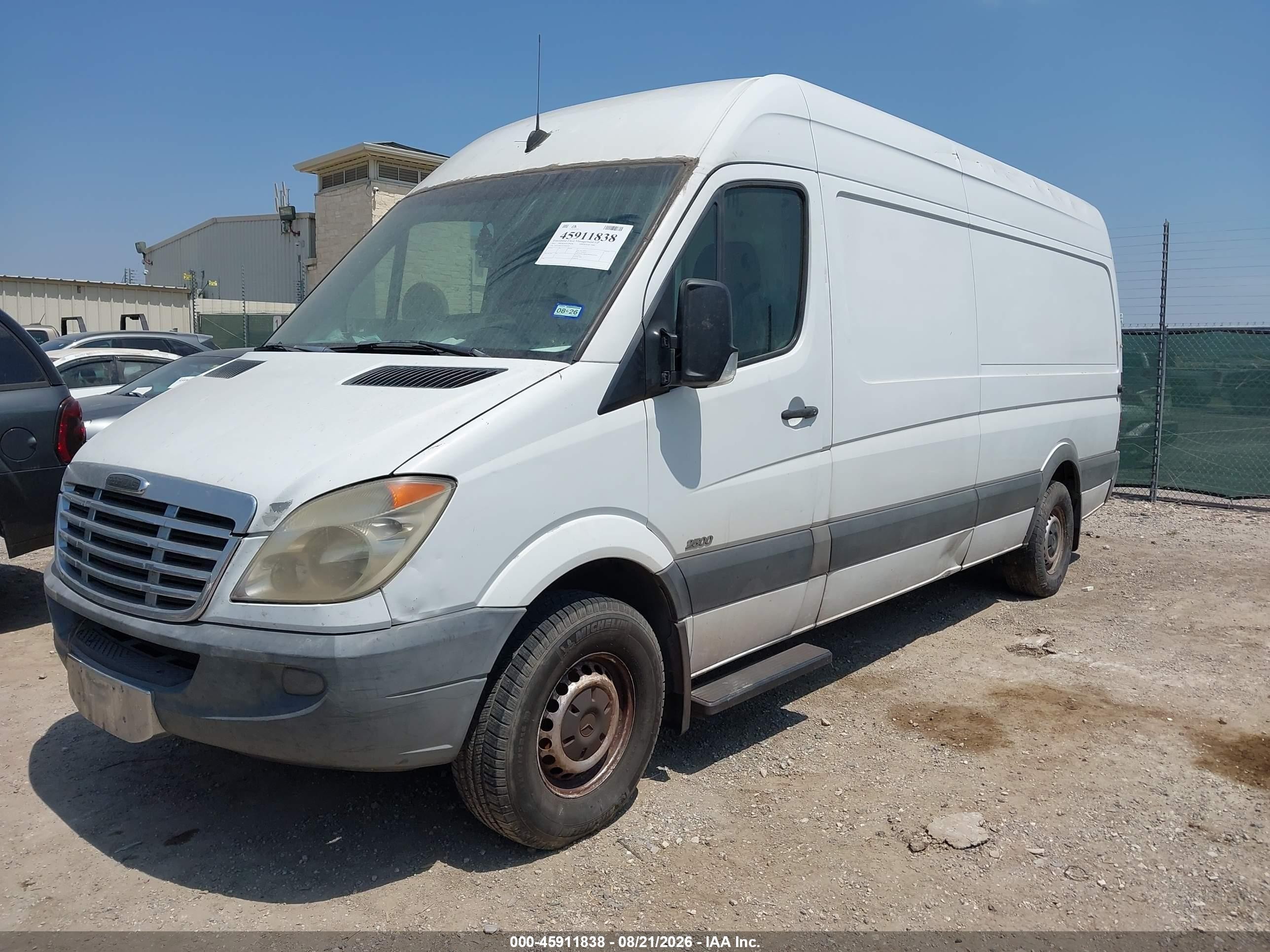 2012 Freightliner Sprinter 2500   White vin: WDYPE8CC9C5656522