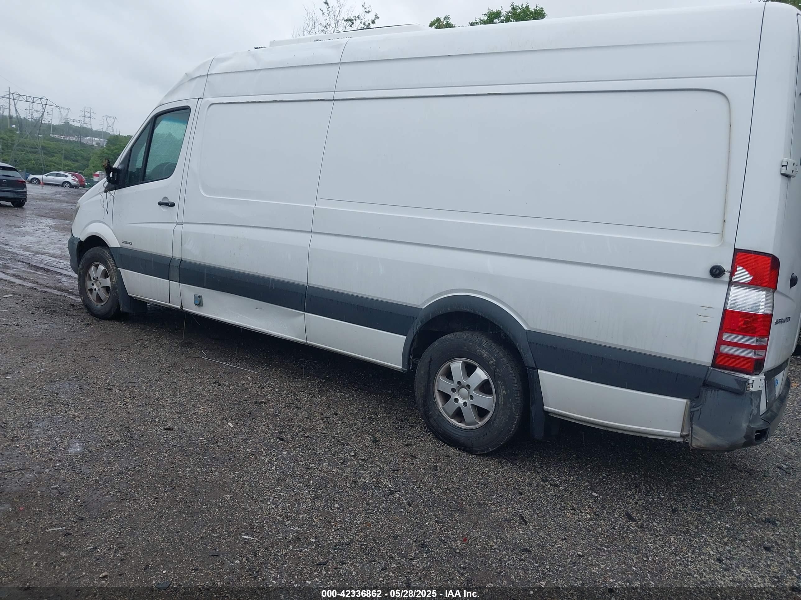 2014 Freightliner Sprinter 2500 High  Roof Белый vin: WDYPE8CCXE5889599