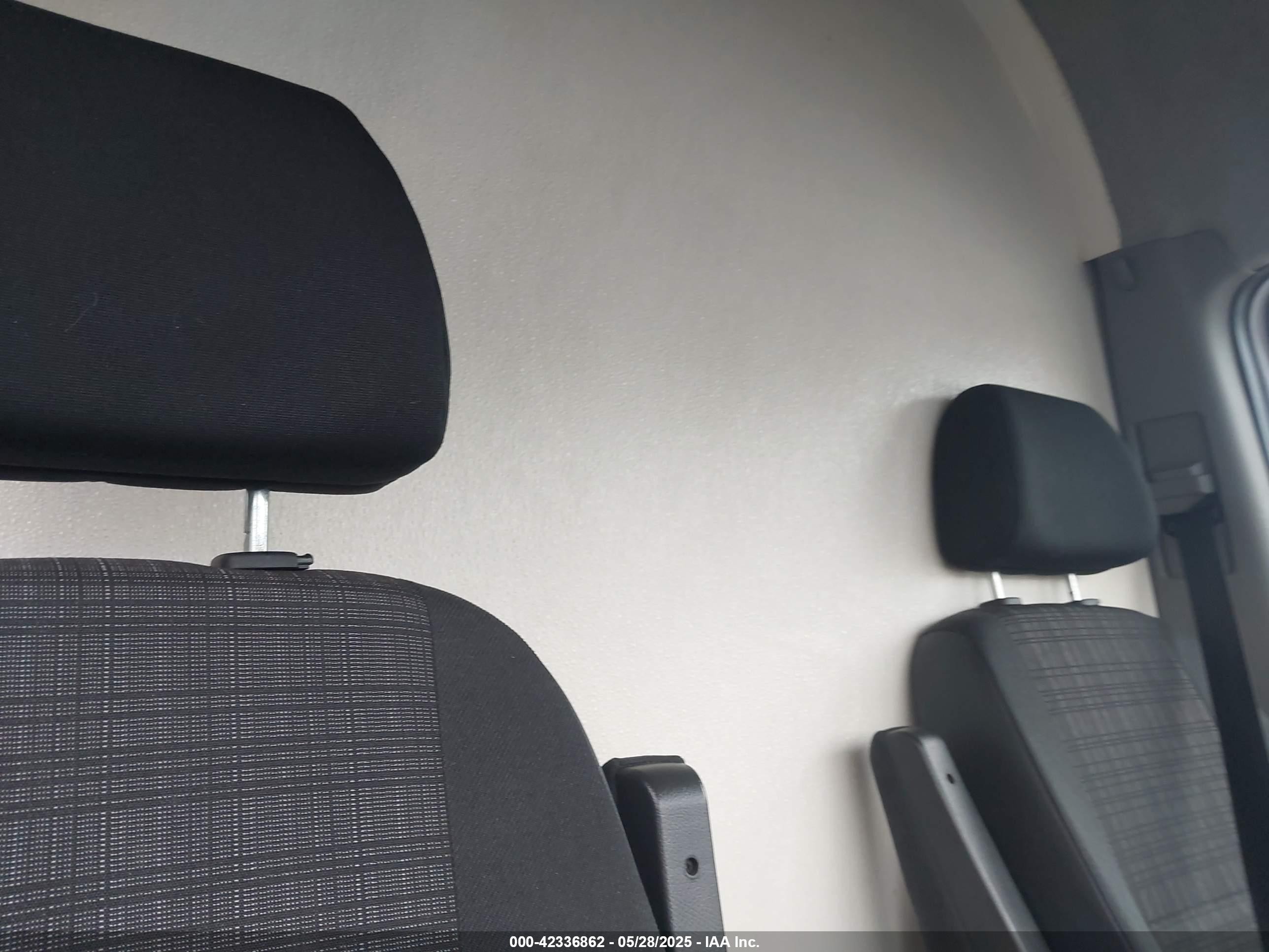 2014 Freightliner Sprinter 2500 High  Roof Белый vin: WDYPE8CCXE5889599