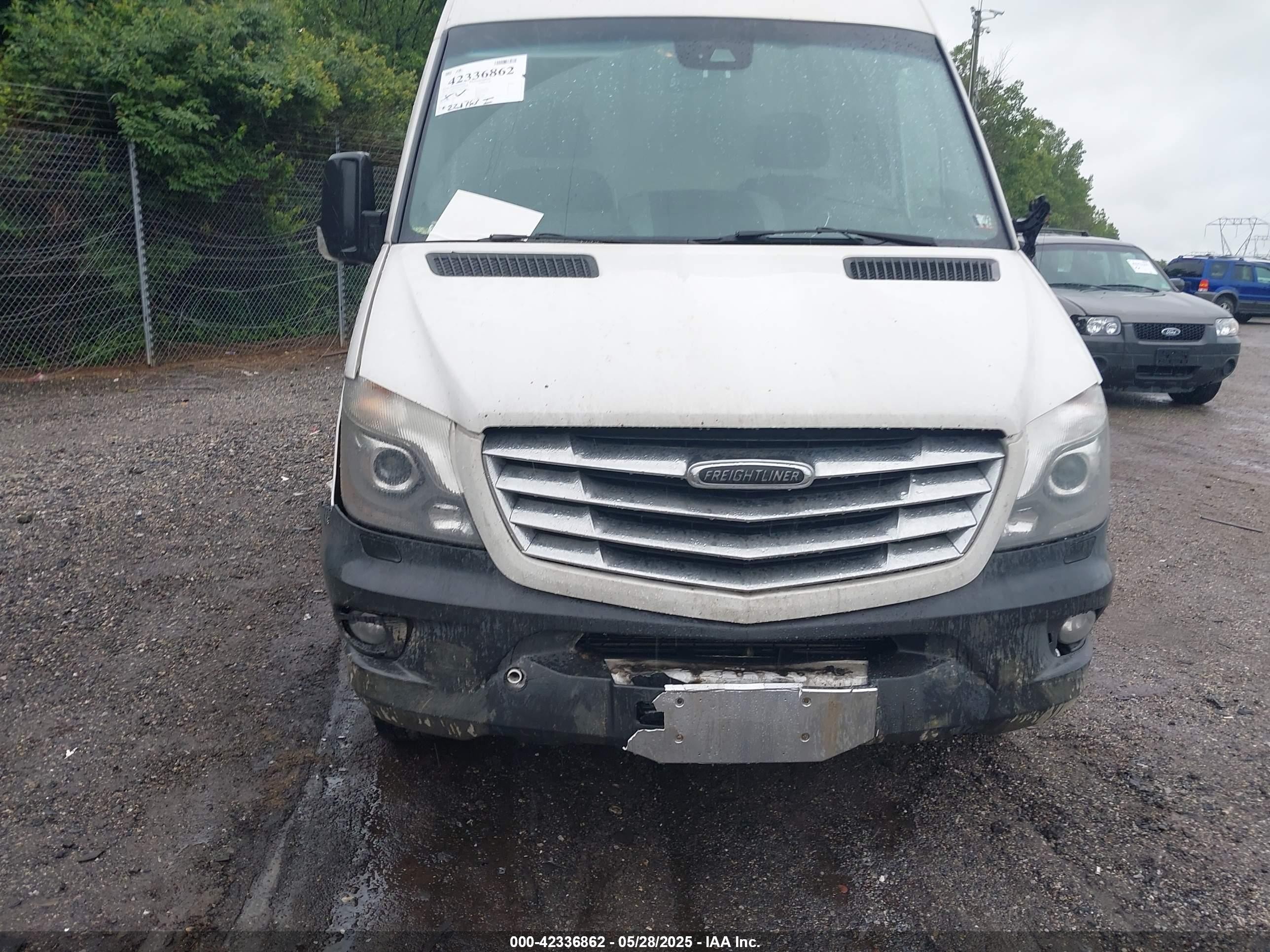 2014 Freightliner Sprinter 2500 High  Roof Белый vin: WDYPE8CCXE5889599