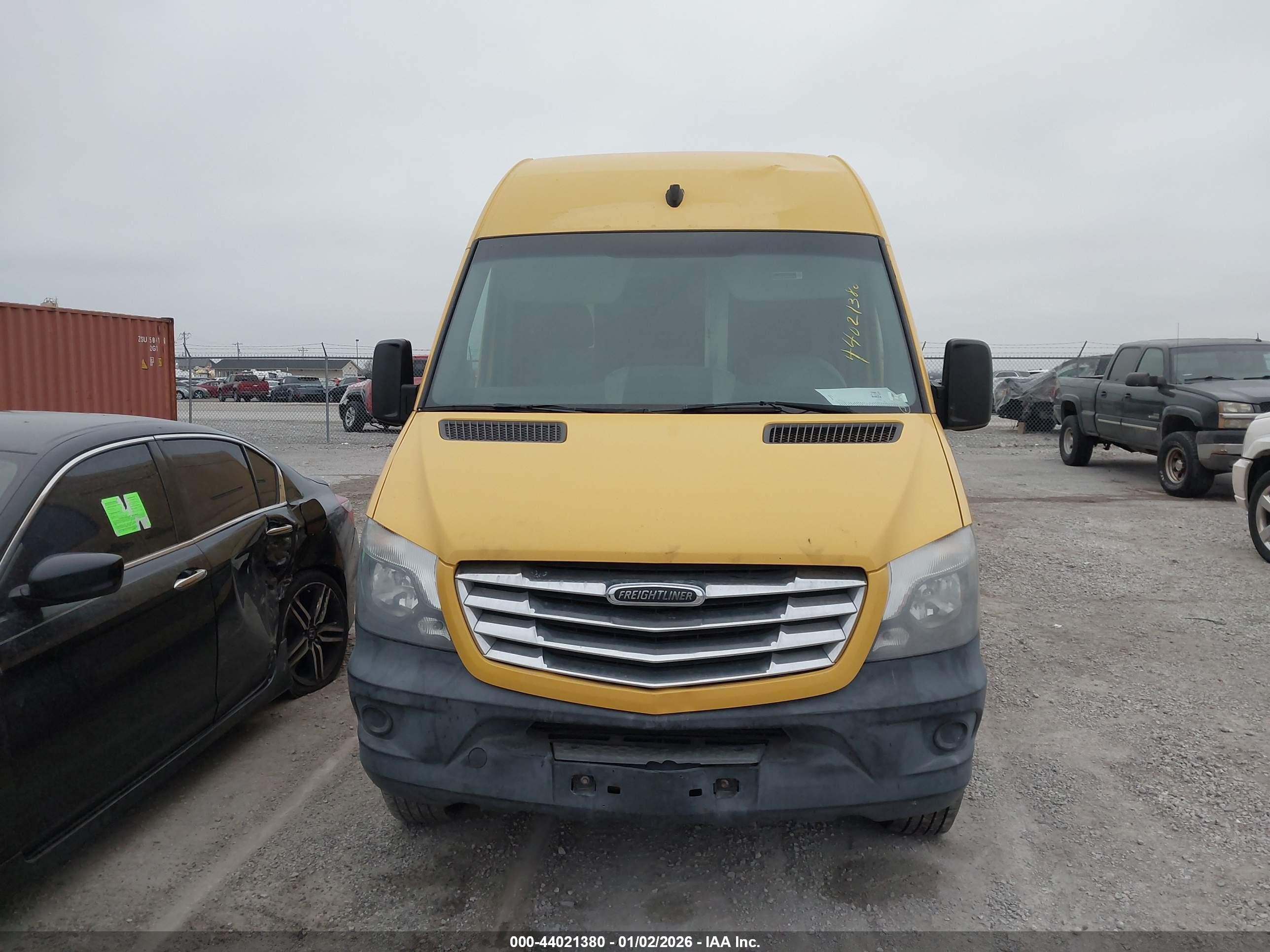 2014 Freightliner Sprinter 2500 High  Roof Yellow vin: WDYPE8DB3E5841741