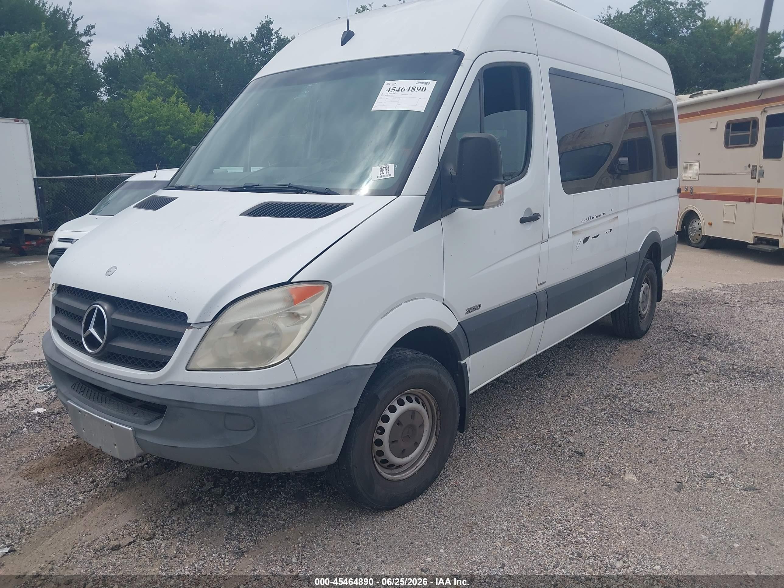 2011 Mercedes-benz Sprinter 2500 Normal Roof White vin: WDZPE7CC0B5544552