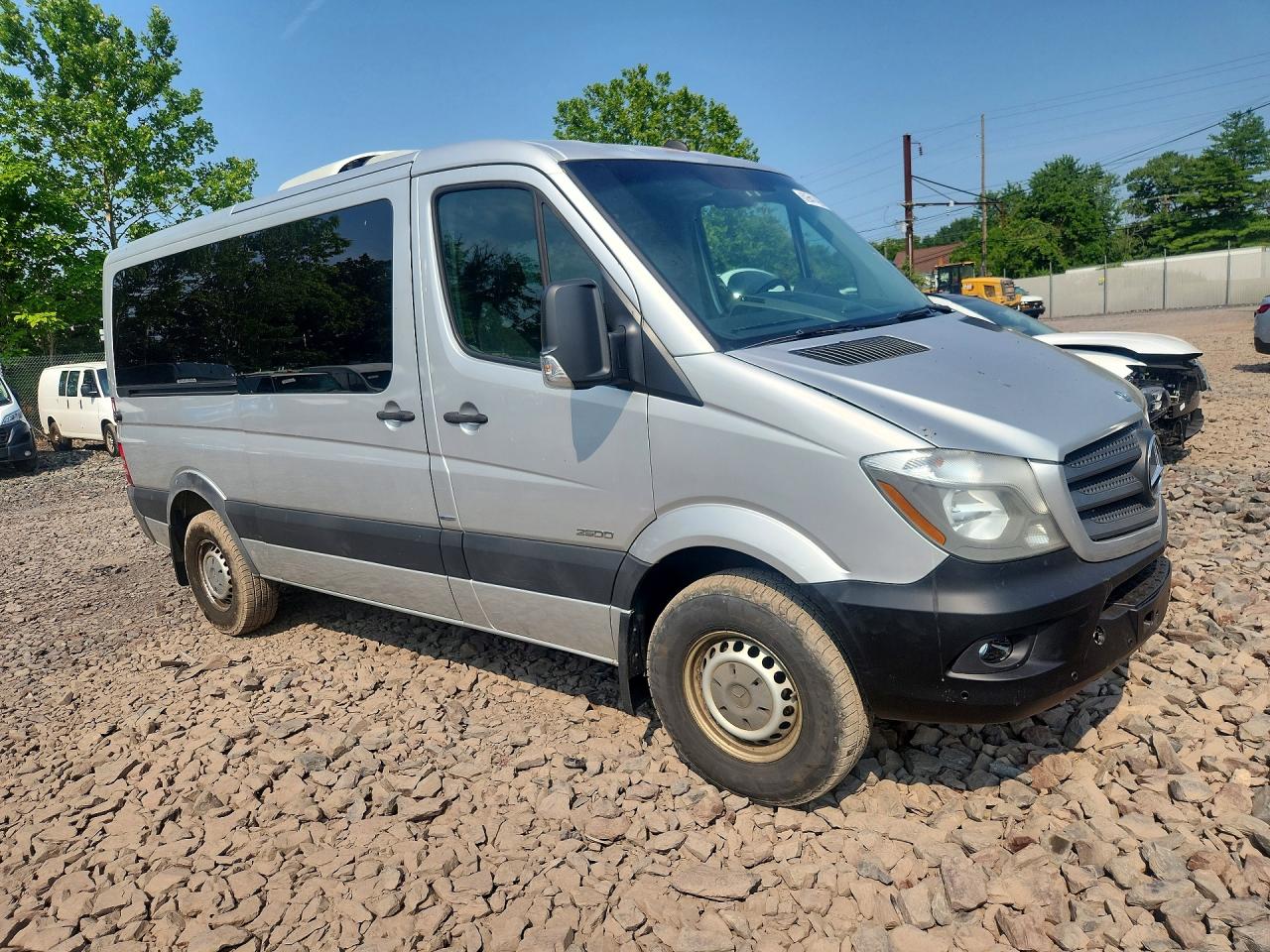 2015 Mercedes-benz Sprinter 2500 Silver vin: WDZPE7CC1F5945078