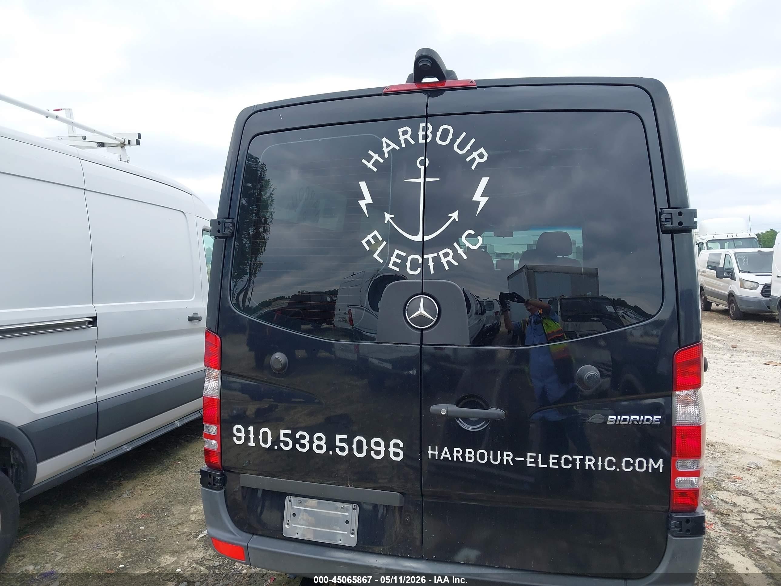 2013 Mercedes-benz Sprinter 2500 Normal Roof Black vin: WDZPE7CC8D5788095