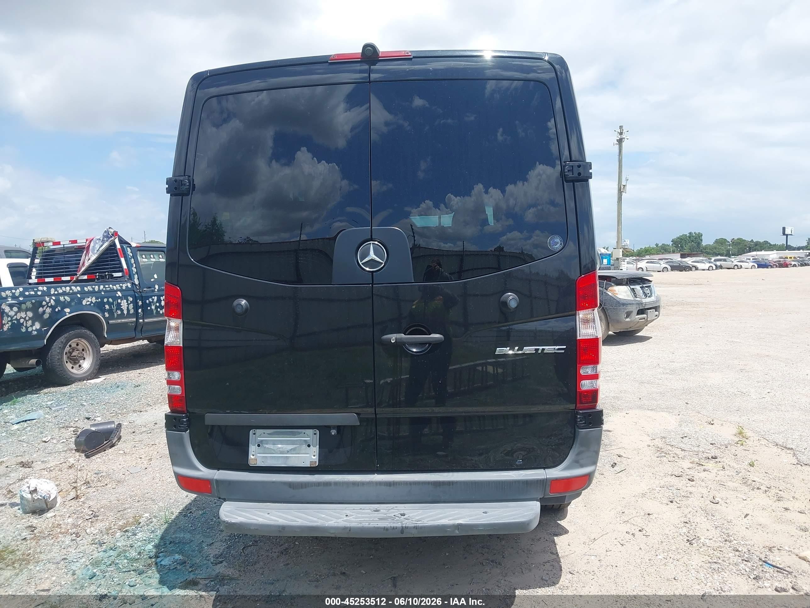 2014 Mercedes-benz Sprinter 2500 Normal Roof Черный vin: WDZPE7DC2E5852082