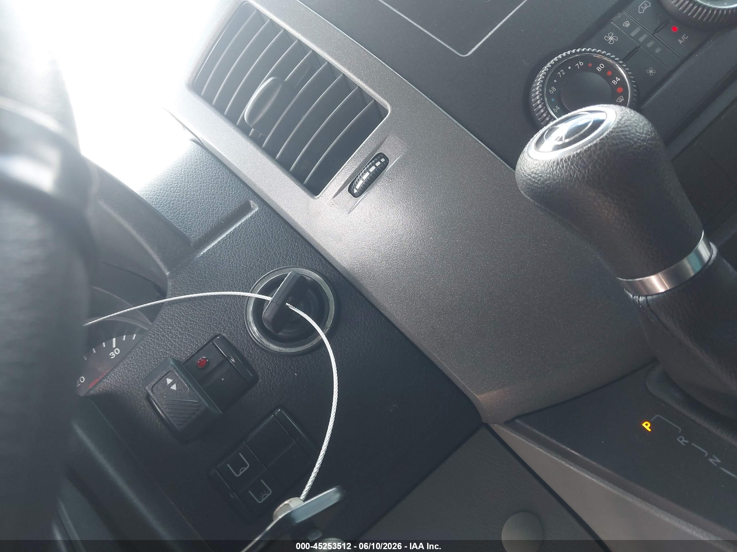 2014 Mercedes-benz Sprinter 2500 Normal Roof Черный vin: WDZPE7DC2E5852082