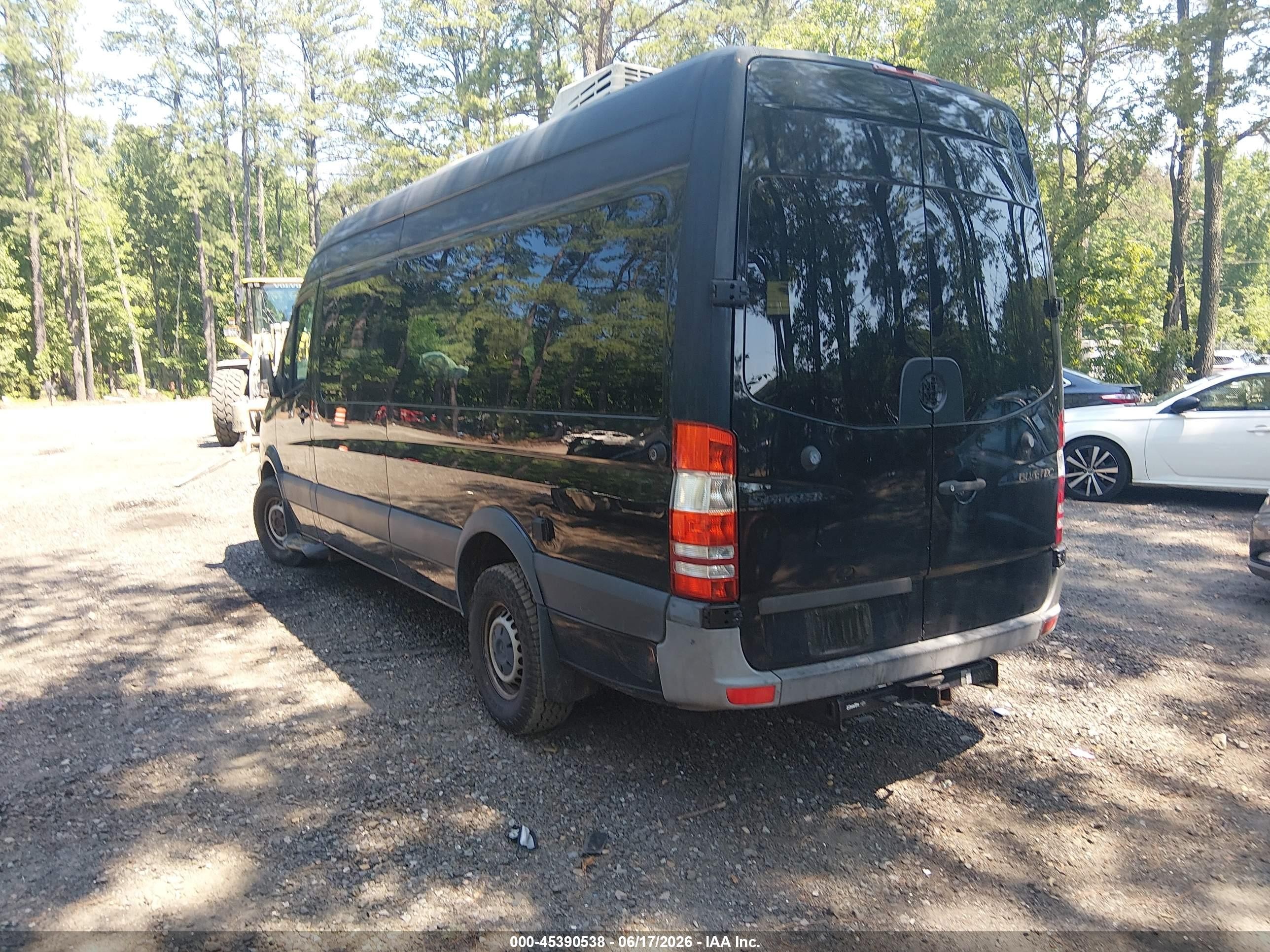 2013 Mercedes-benz Sprinter 2500 High  Roof Black vin: WDZPE8CC0D5728446