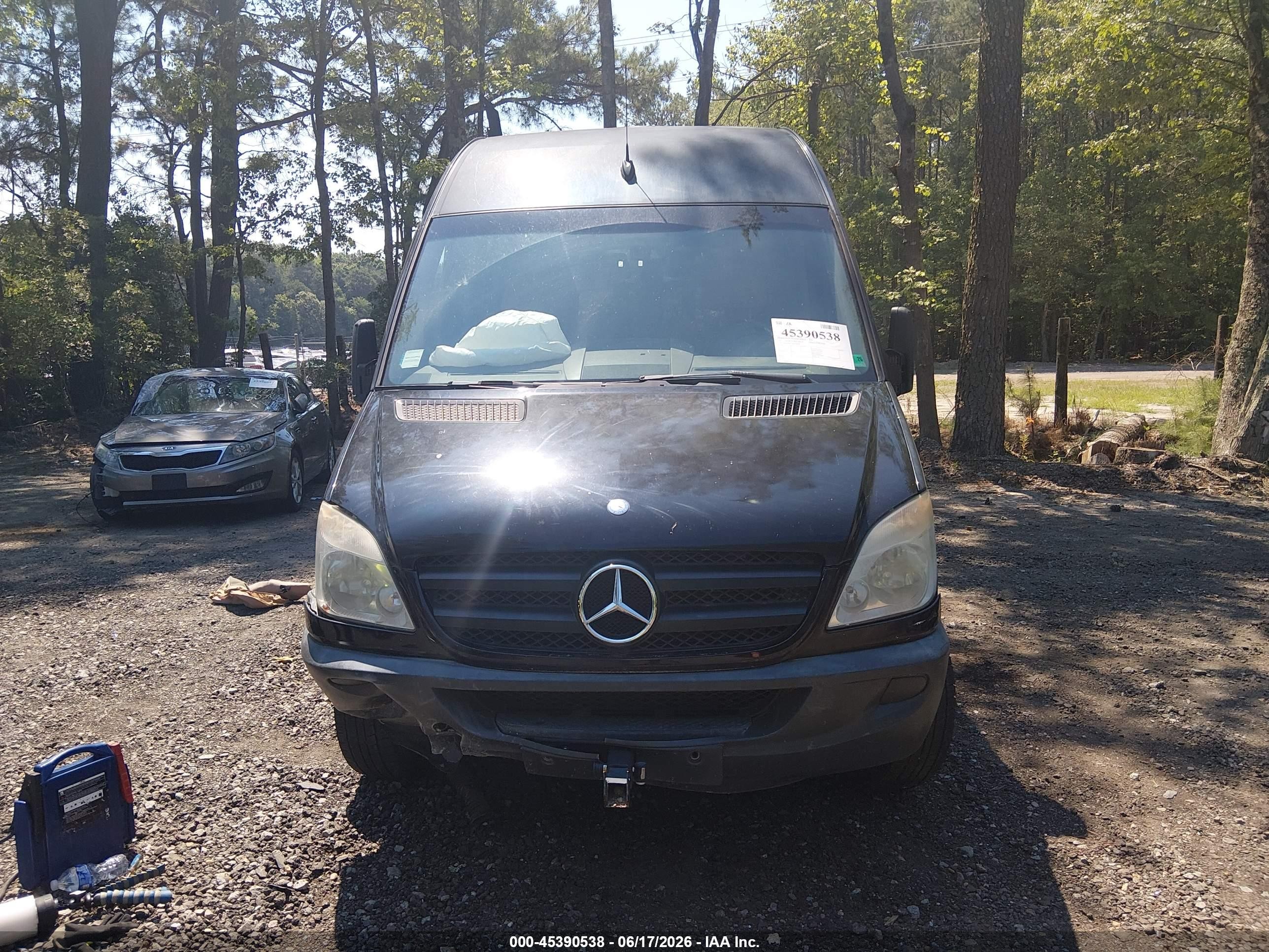 2013 Mercedes-benz Sprinter 2500 High  Roof Black vin: WDZPE8CC0D5728446