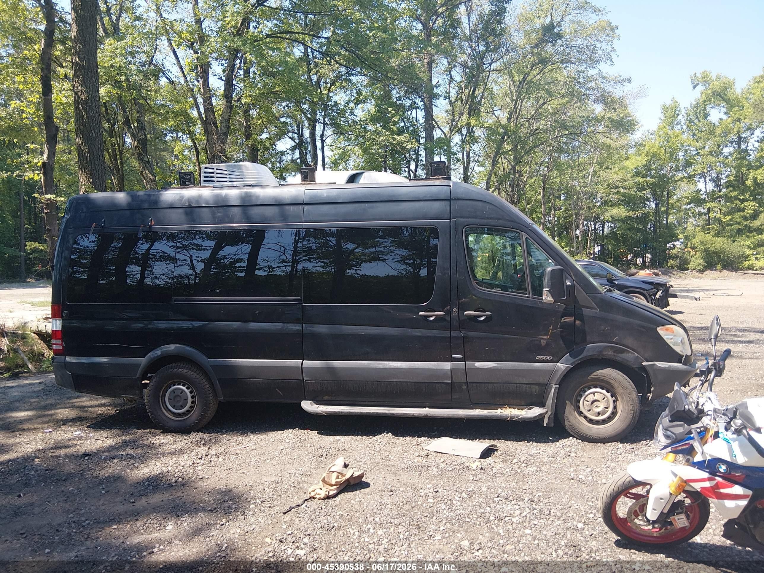 2013 Mercedes-benz Sprinter 2500 High  Roof Black vin: WDZPE8CC0D5728446