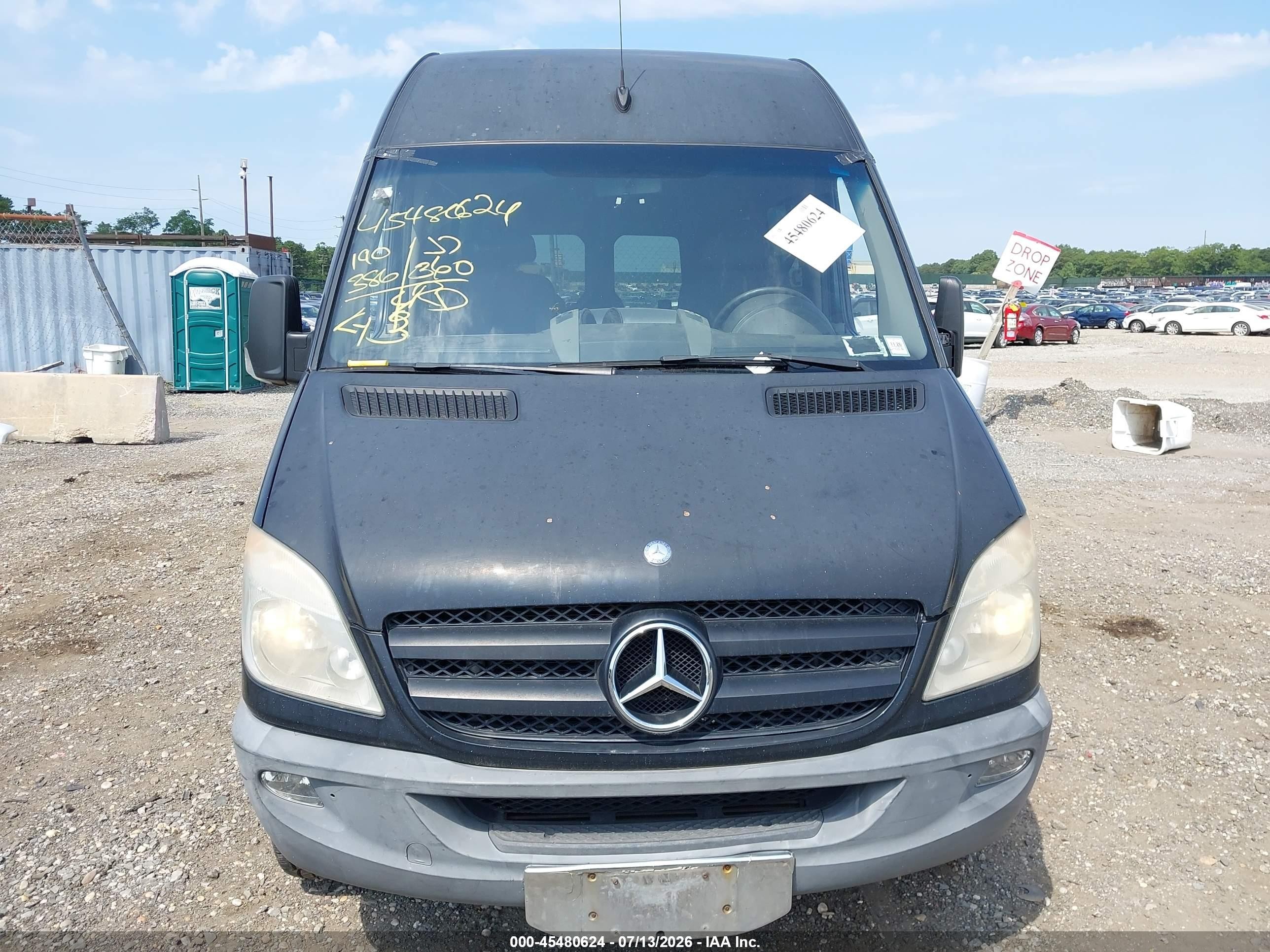 2011 Mercedes-benz Sprinter 2500 High  Roof Black vin: WDZPE8CC1B5579882