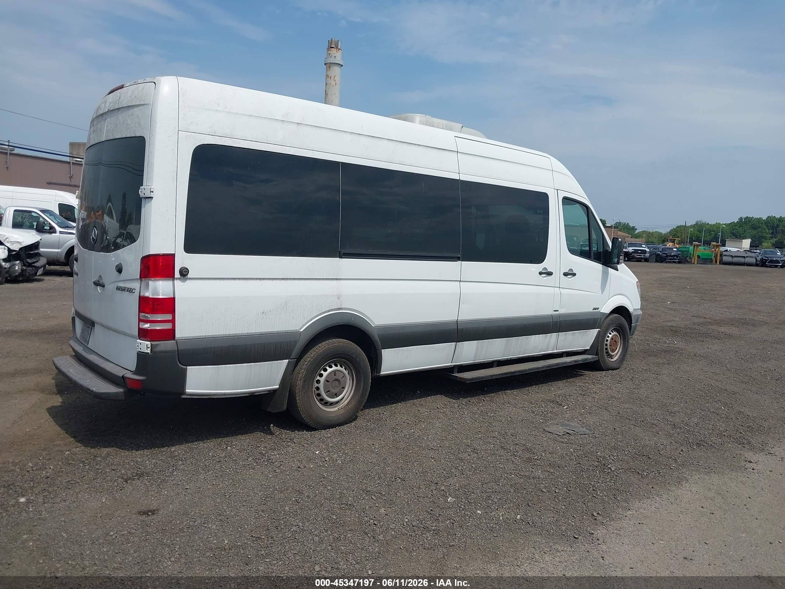 2013 Mercedes-benz Sprinter 2500 High  Roof Белый vin: WDZPE8CC5D5728443