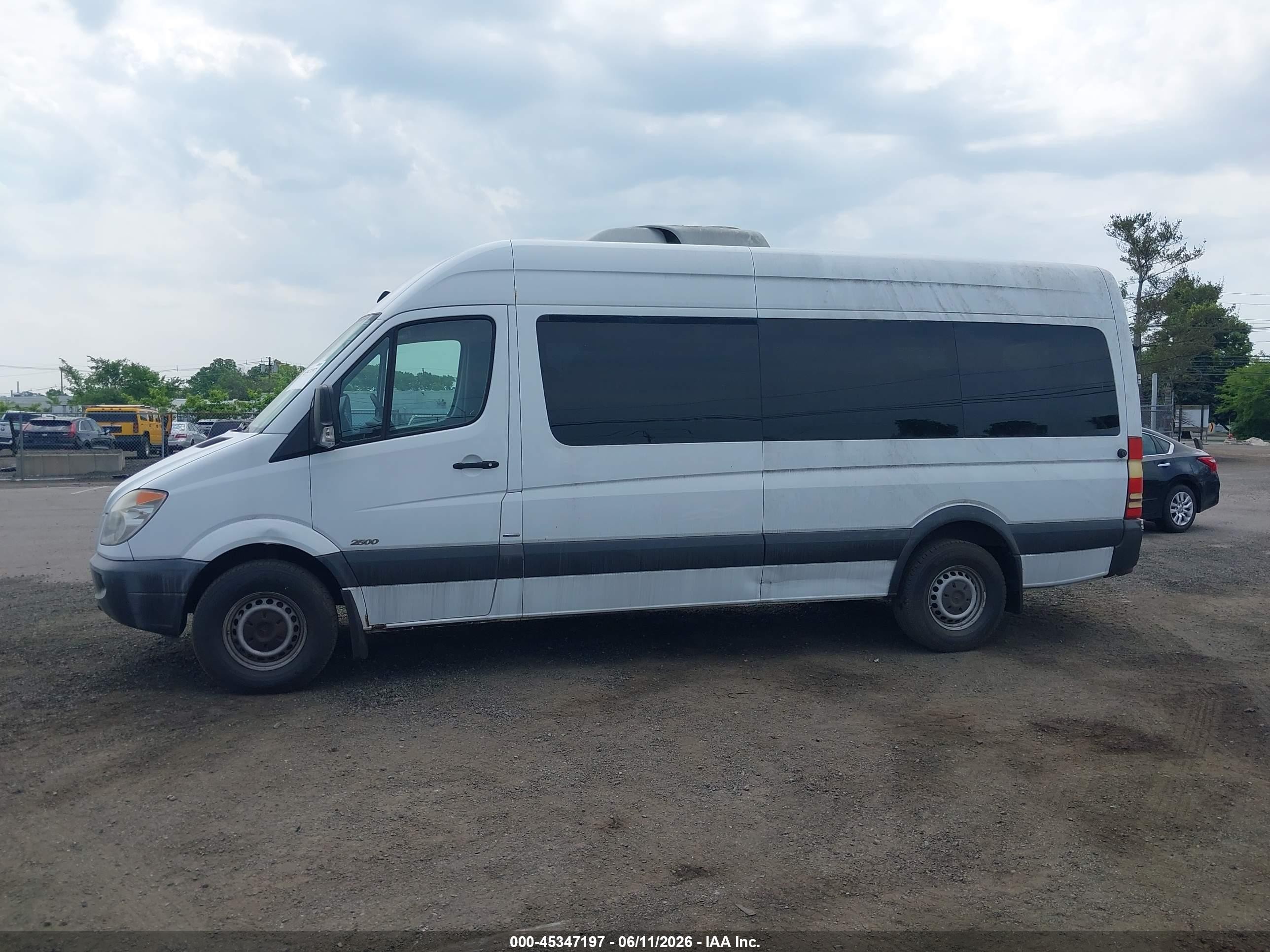 2013 Mercedes-benz Sprinter 2500 High  Roof Белый vin: WDZPE8CC5D5728443