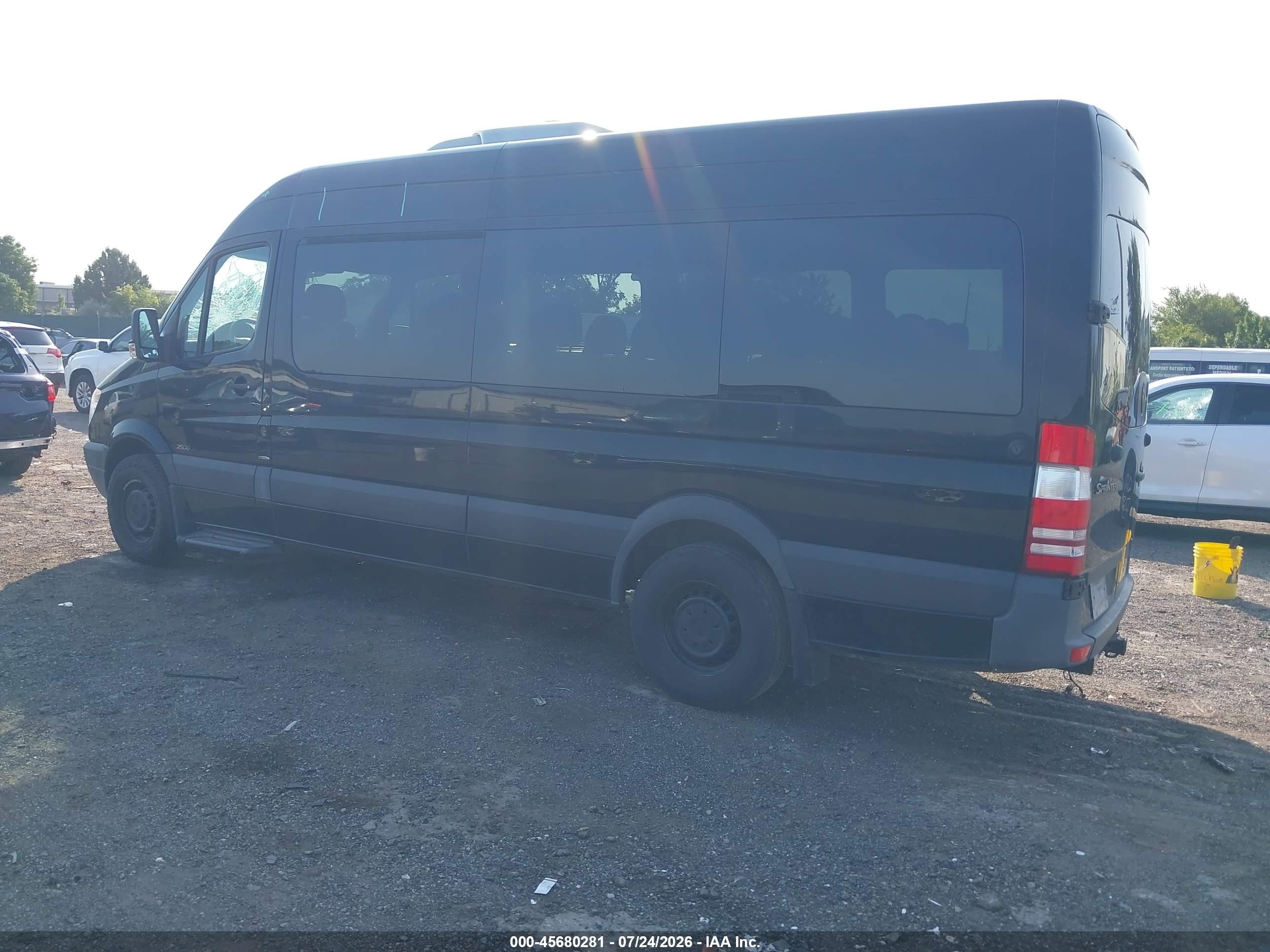 2013 Mercedes-benz Sprinter 2500 High  Roof Black vin: WDZPE8CC6D5743050