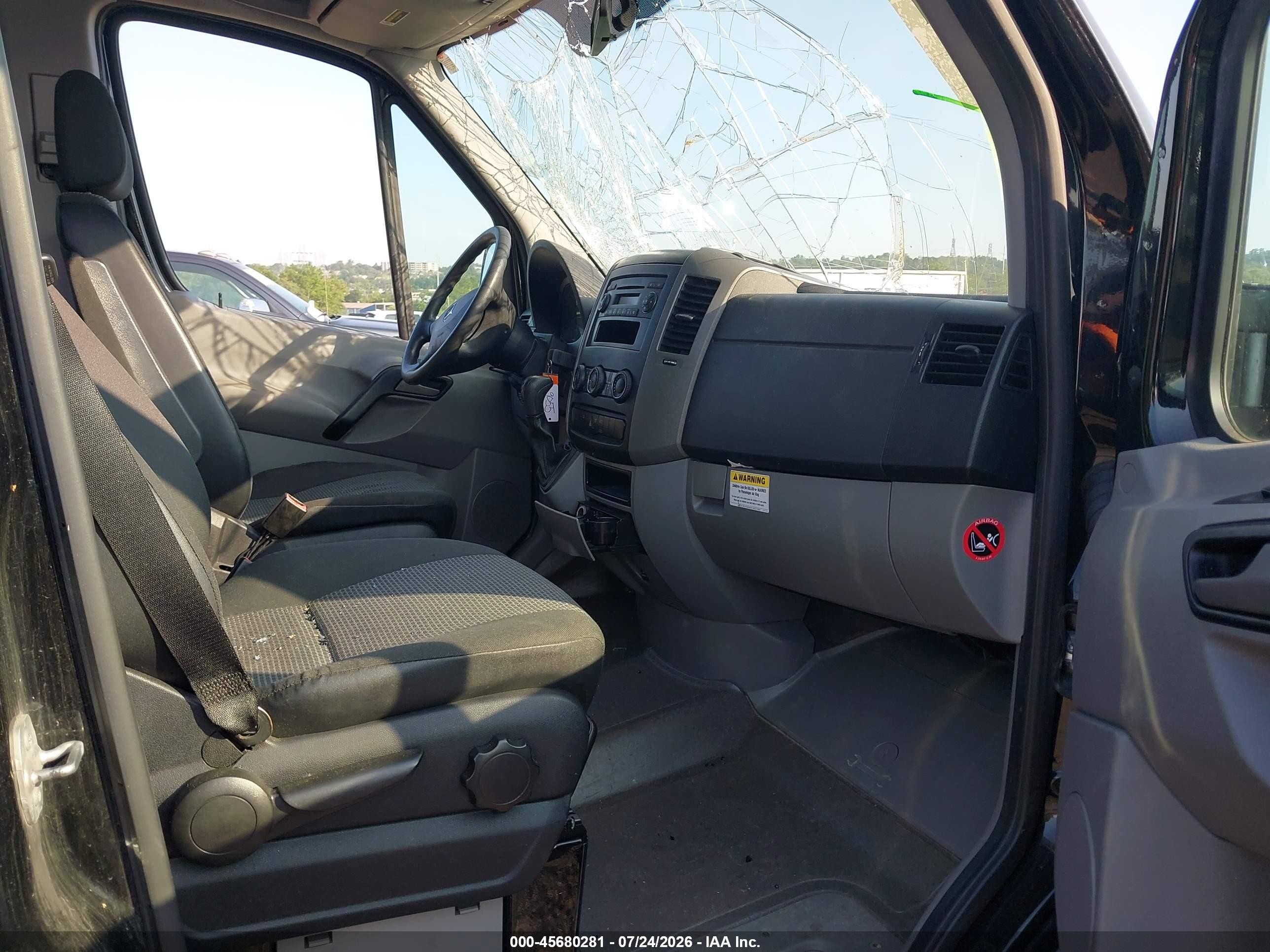 2013 Mercedes-benz Sprinter 2500 High  Roof Black vin: WDZPE8CC6D5743050