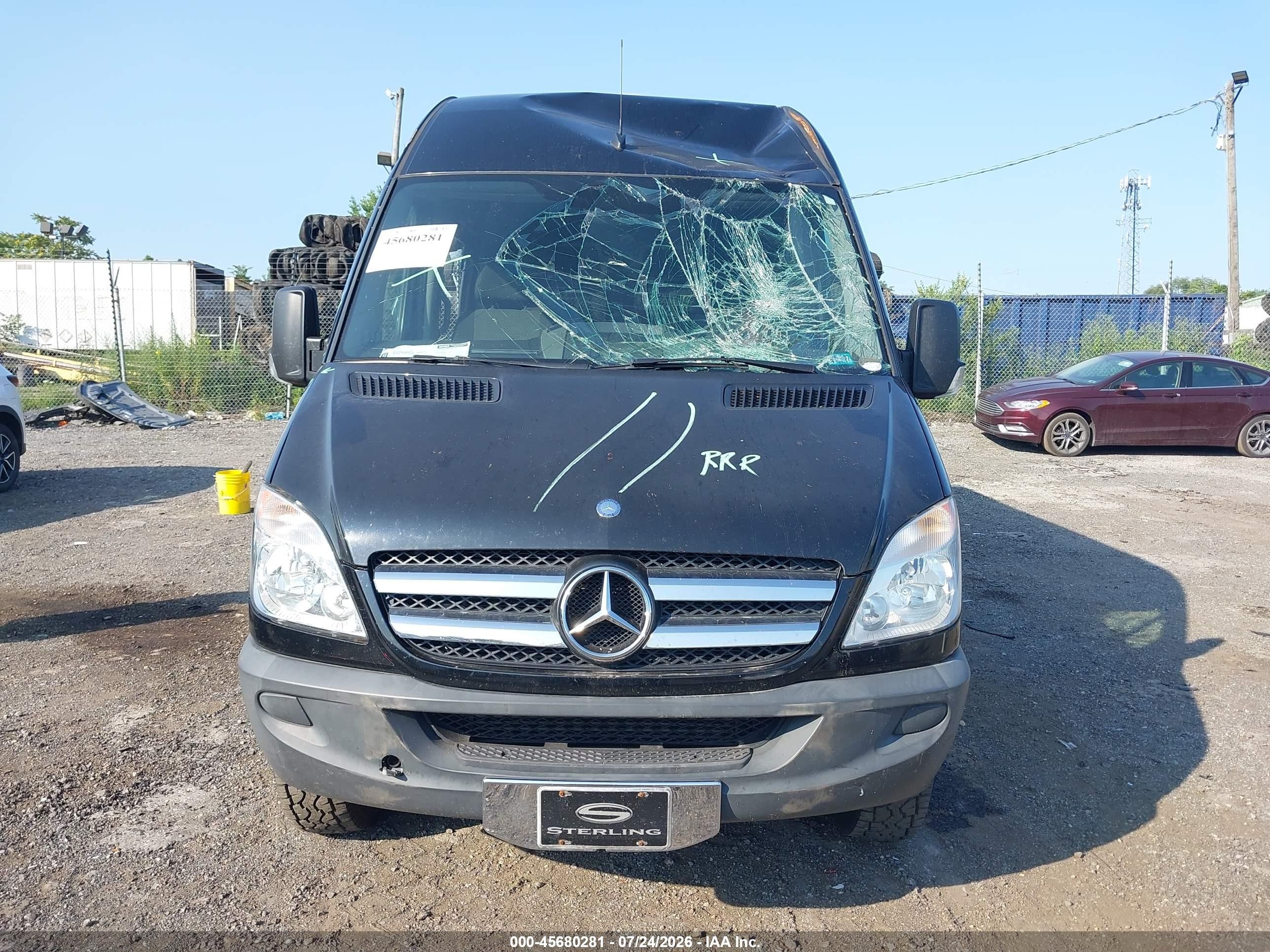 2013 Mercedes-benz Sprinter 2500 High  Roof Black vin: WDZPE8CC6D5743050