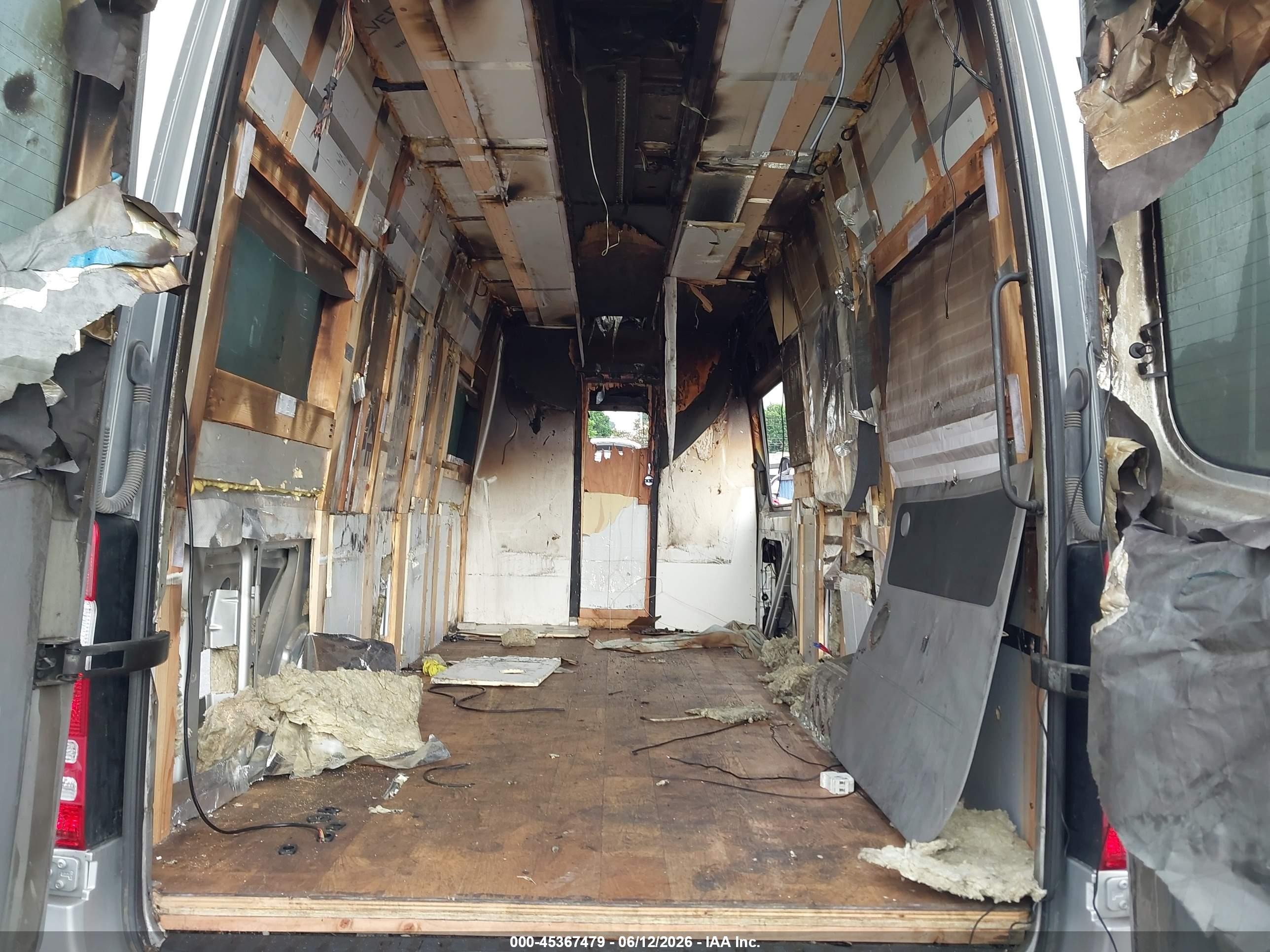 2011 Mercedes-benz Sprinter 2500 High  Roof Silver vin: WDZPE8CC8B5545048