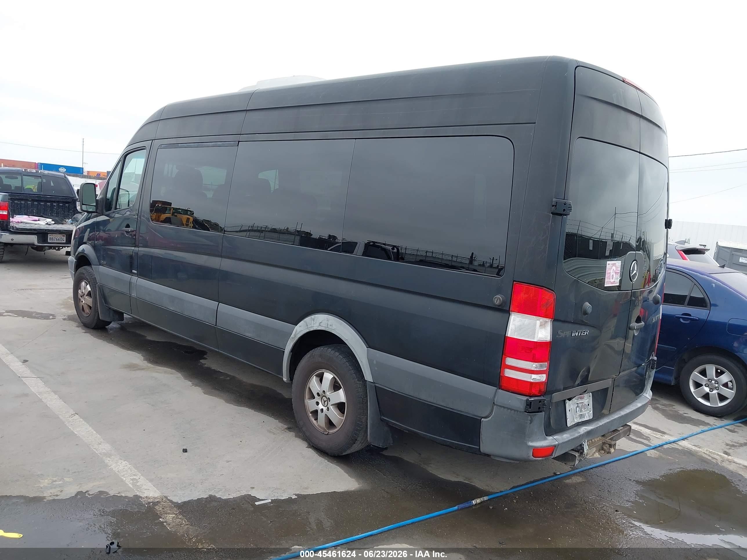 2013 Mercedes-benz Sprinter 2500 High  Roof Black vin: WDZPE8CC9D5773269