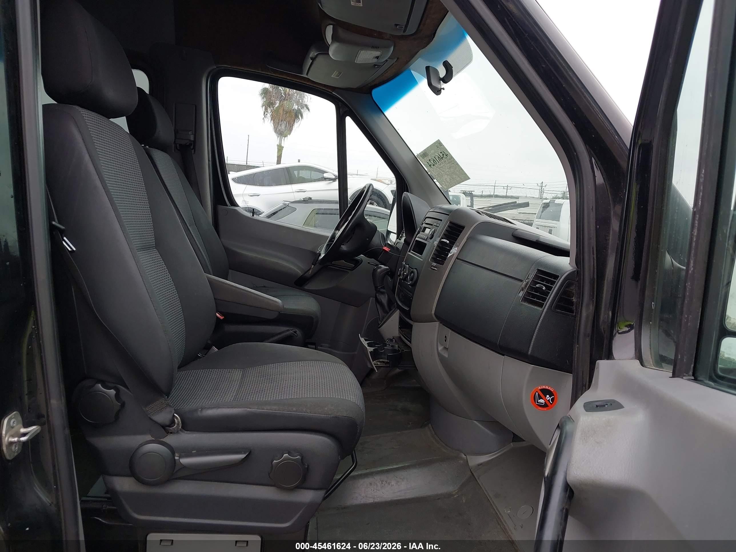 2013 Mercedes-benz Sprinter 2500 High  Roof Black vin: WDZPE8CC9D5773269