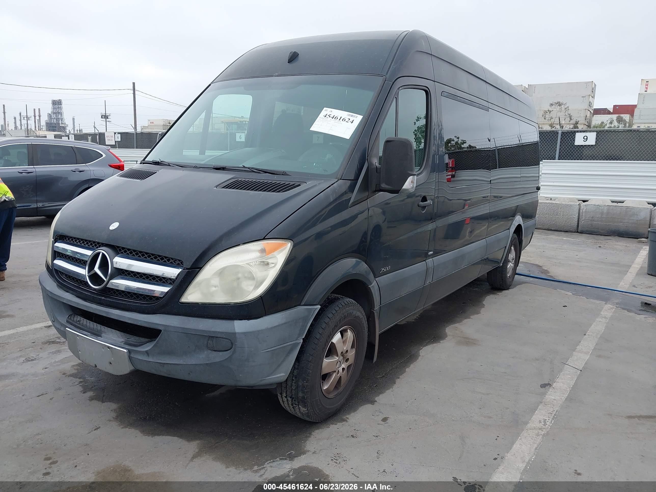 2013 Mercedes-benz Sprinter 2500 High  Roof Black vin: WDZPE8CC9D5773269