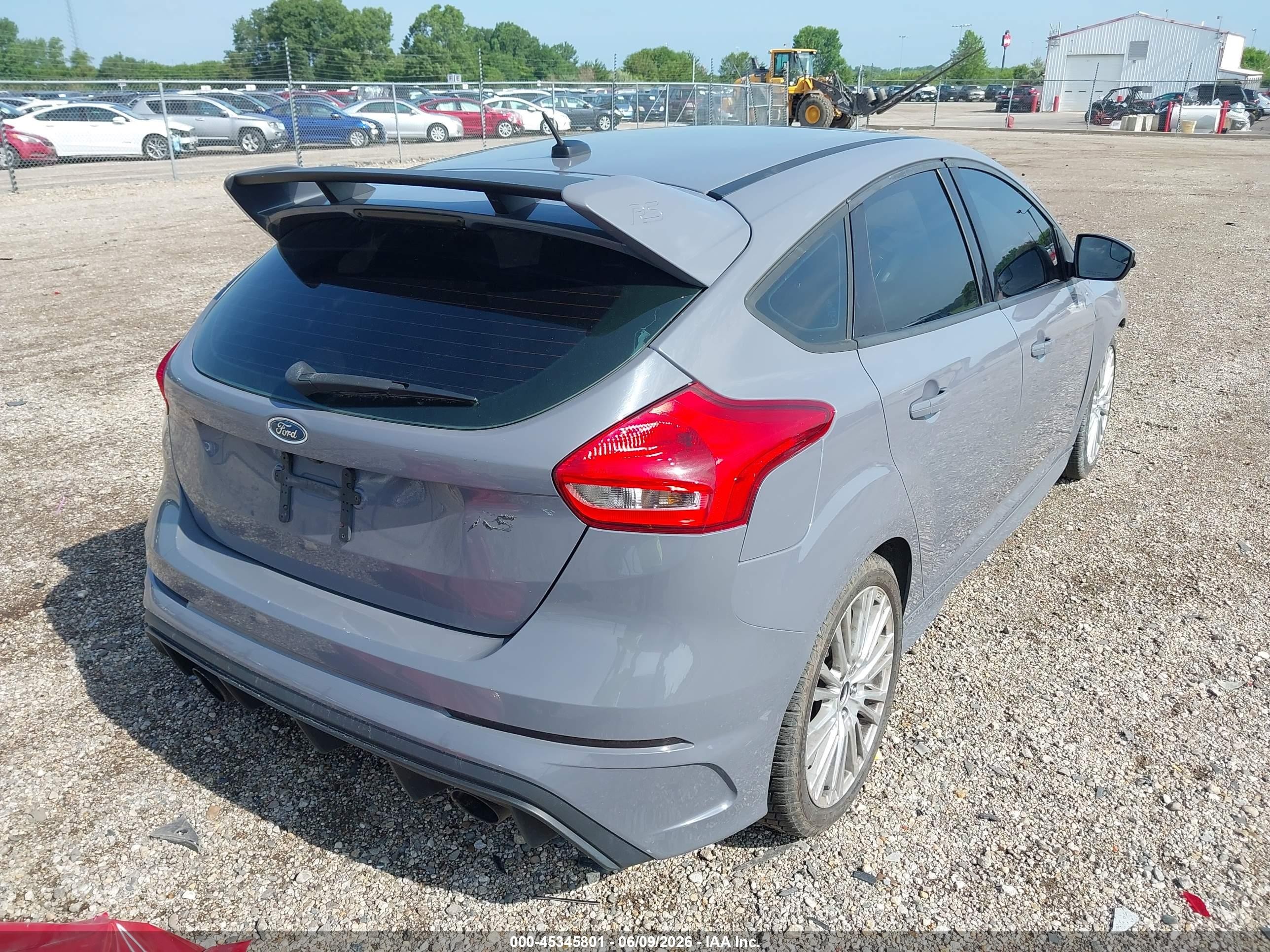 2016 Ford Focus Rs   Gray vin: WF0DP3TH3G4115739