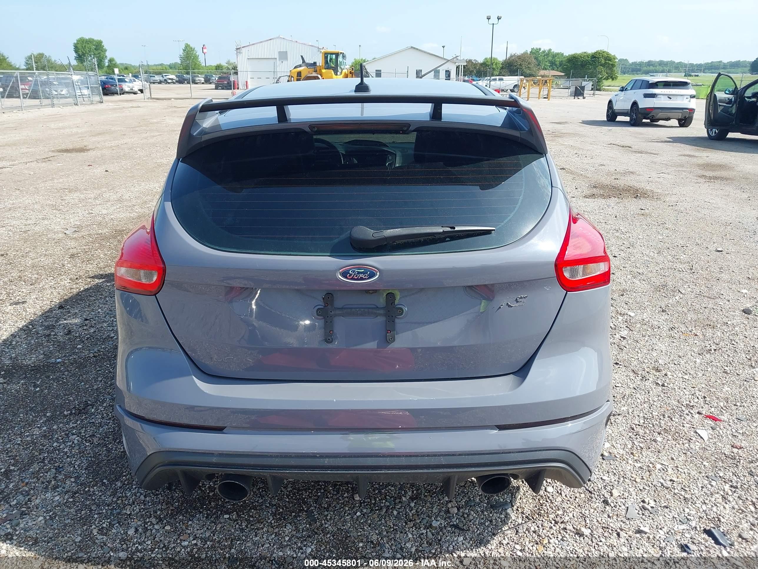 2016 Ford Focus Rs   Gray vin: WF0DP3TH3G4115739