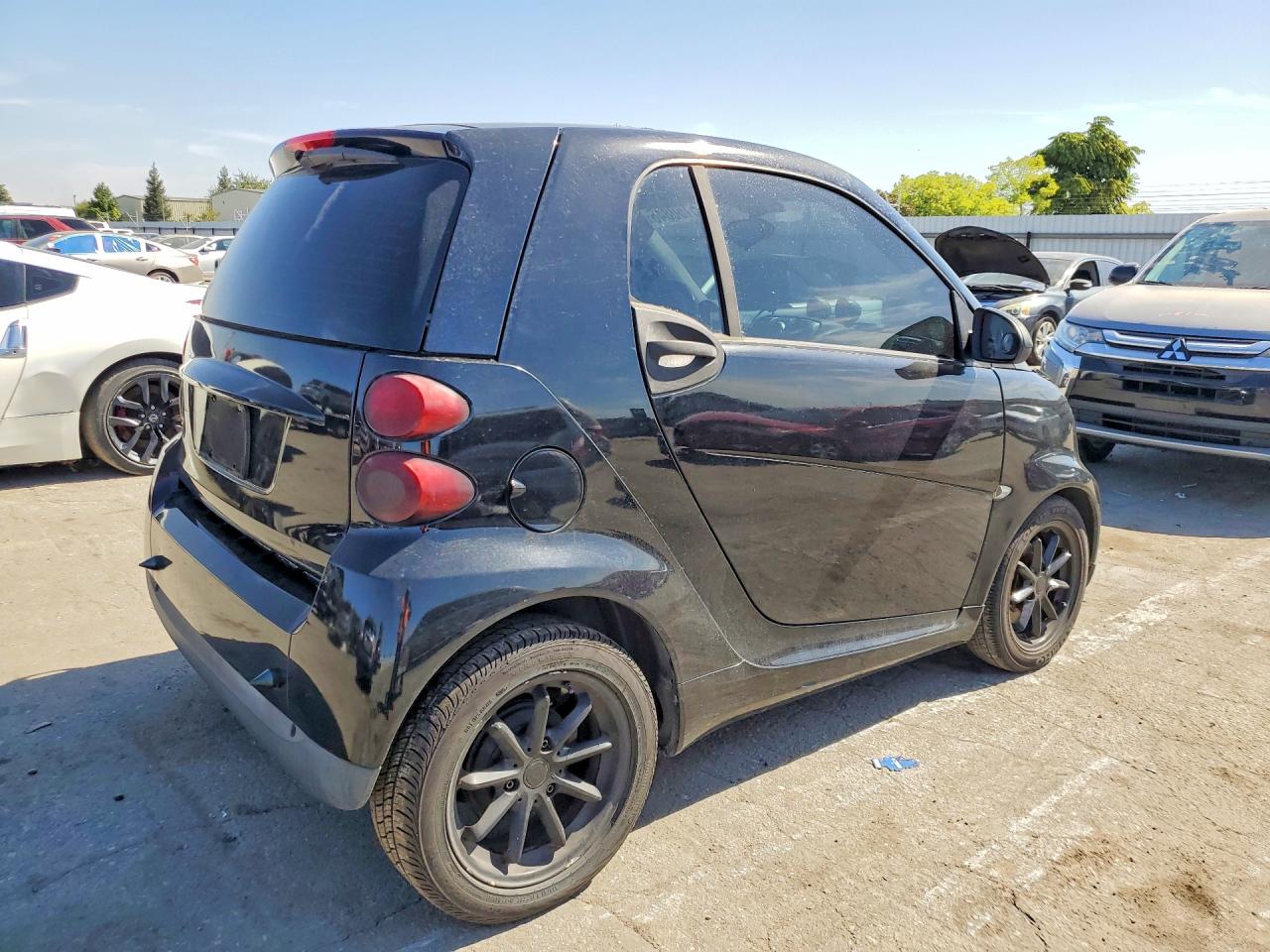 2008 Smart Fortwo Pure Black vin: WMEEJ31X08K082328