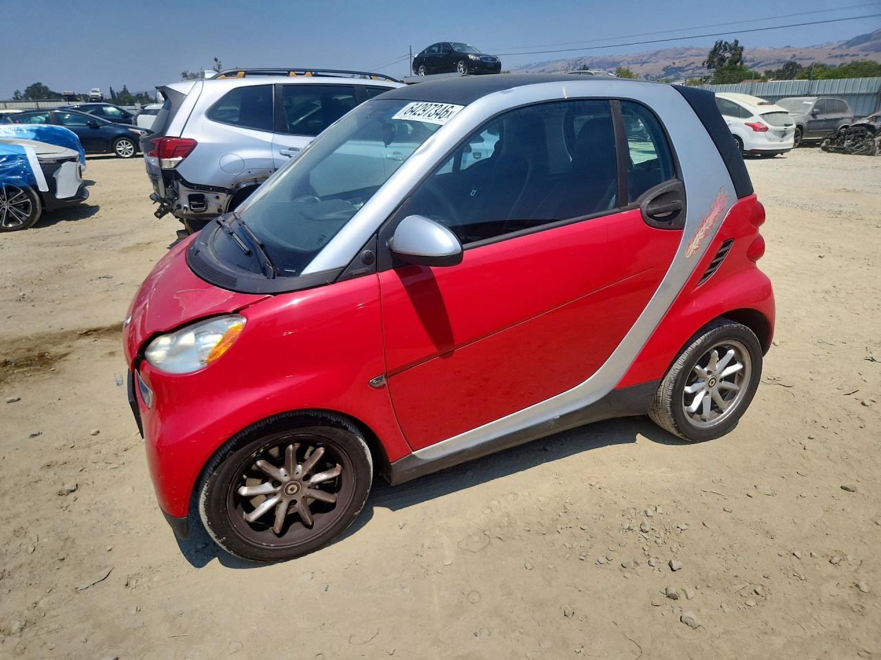 2009 Smart Fortwo Pure Red vin: WMEEJ31X09K295118