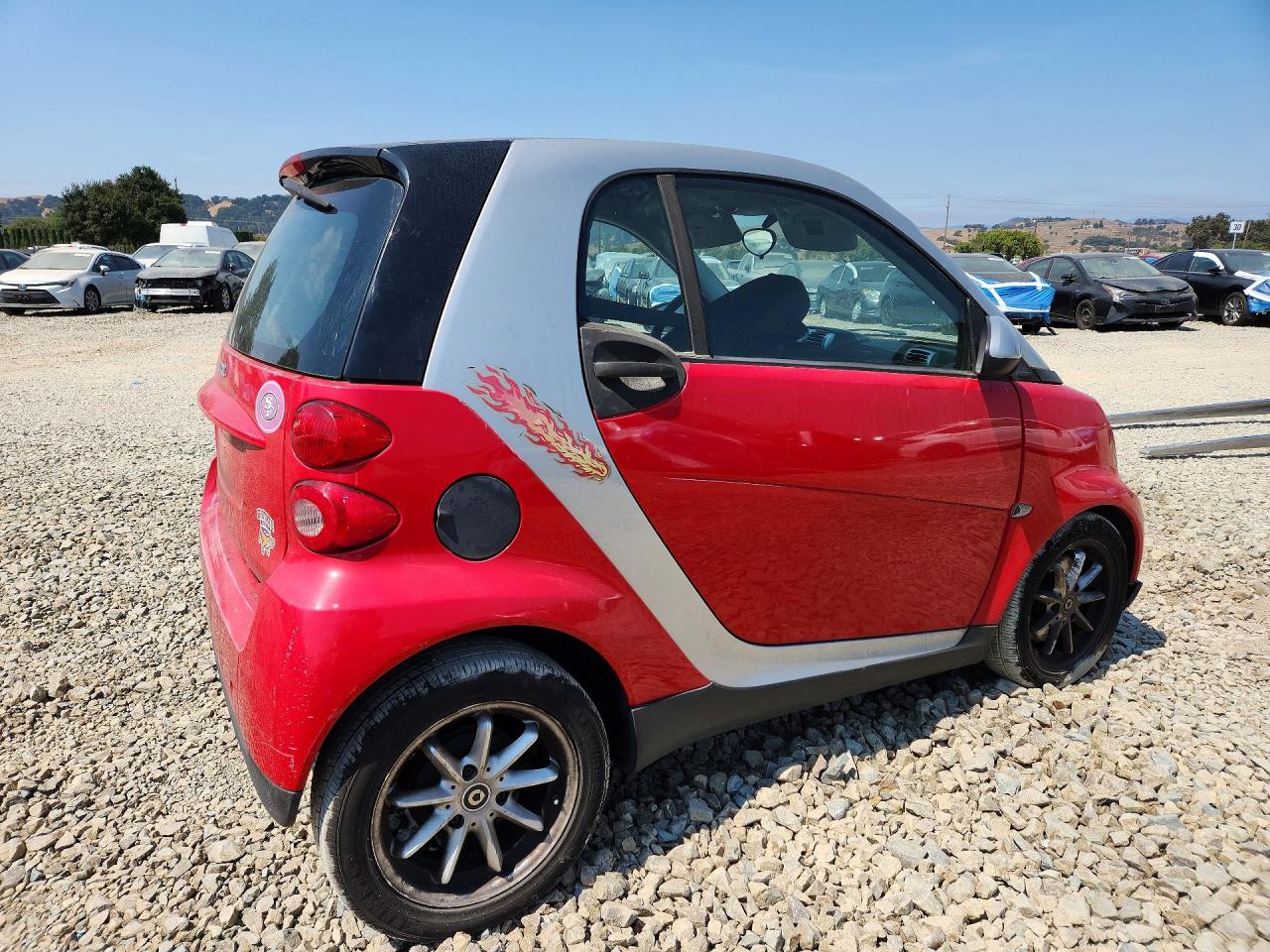 2009 Smart Fortwo Pure Red vin: WMEEJ31X09K295118