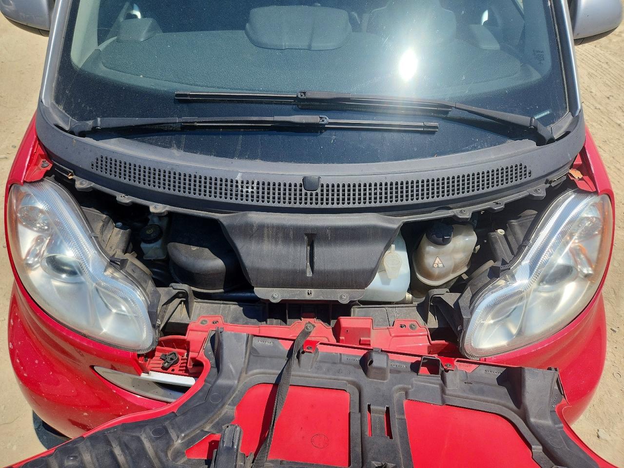 2009 Smart Fortwo Pure Red vin: WMEEJ31X09K295118