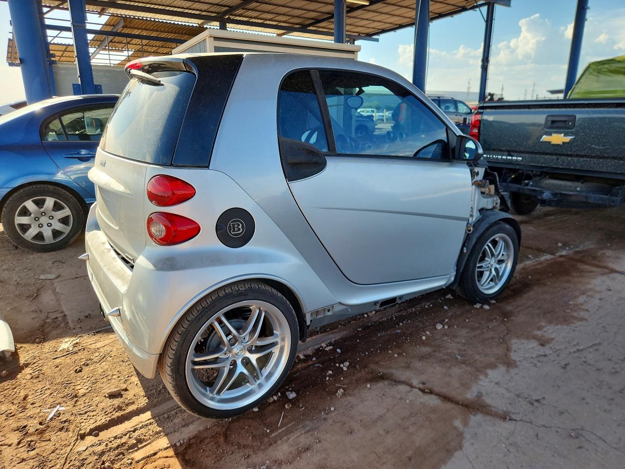 2009 Smart Fortwo Pure Серебряный vin: WMEEJ31X09K299735