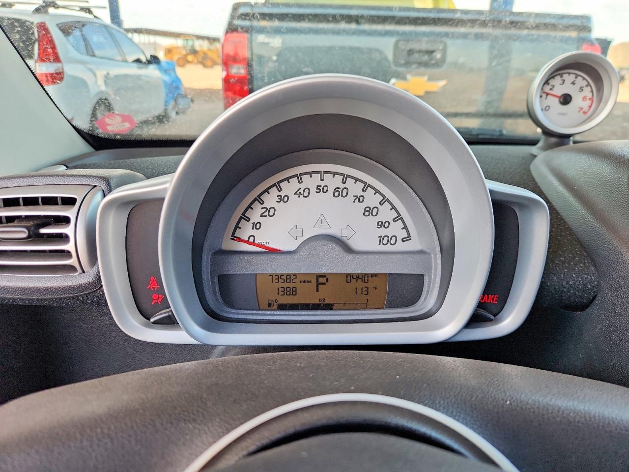 2009 Smart Fortwo Pure Серебряный vin: WMEEJ31X09K299735